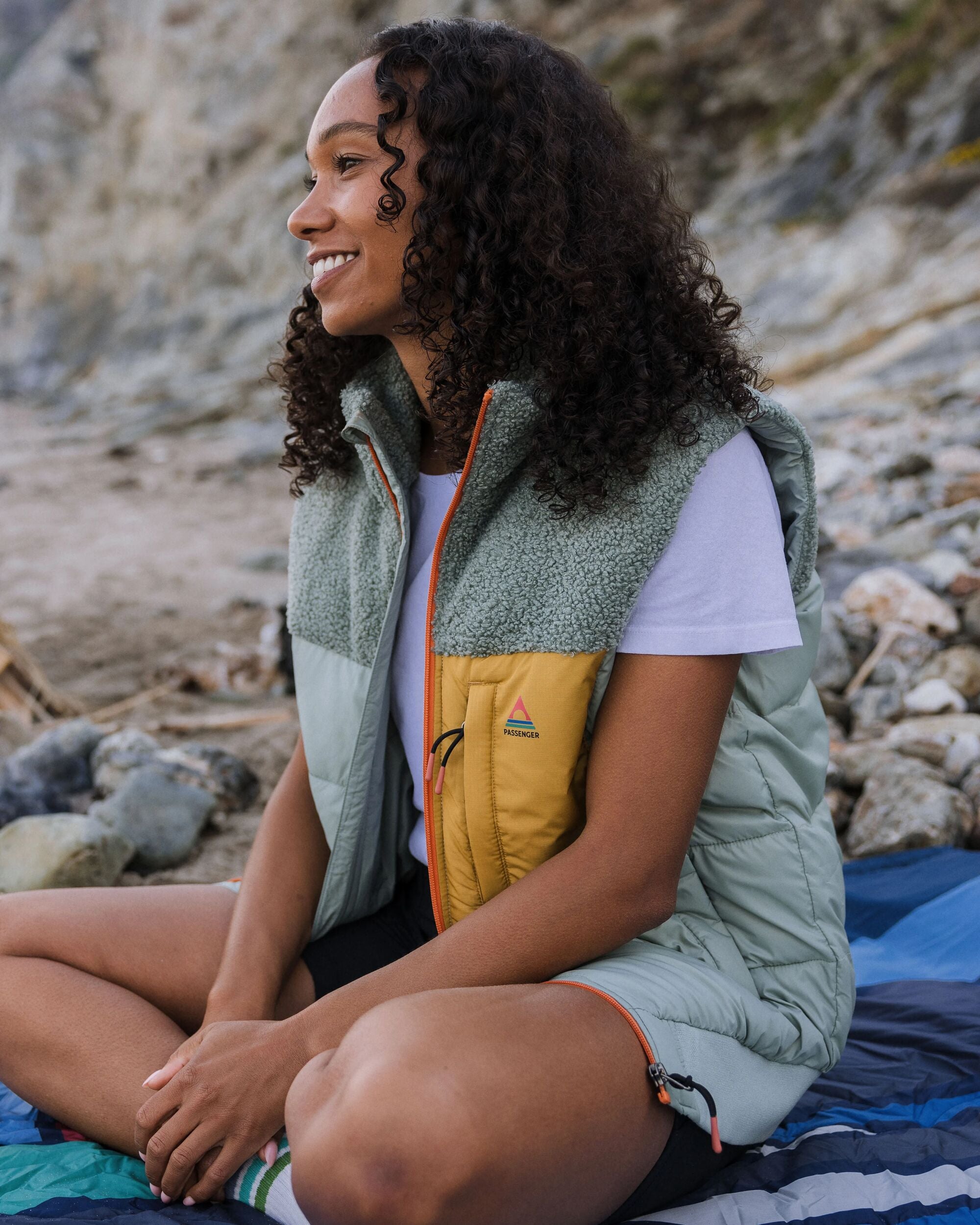 Inspire Insulated Gilet - Pistachio - Lifestyle