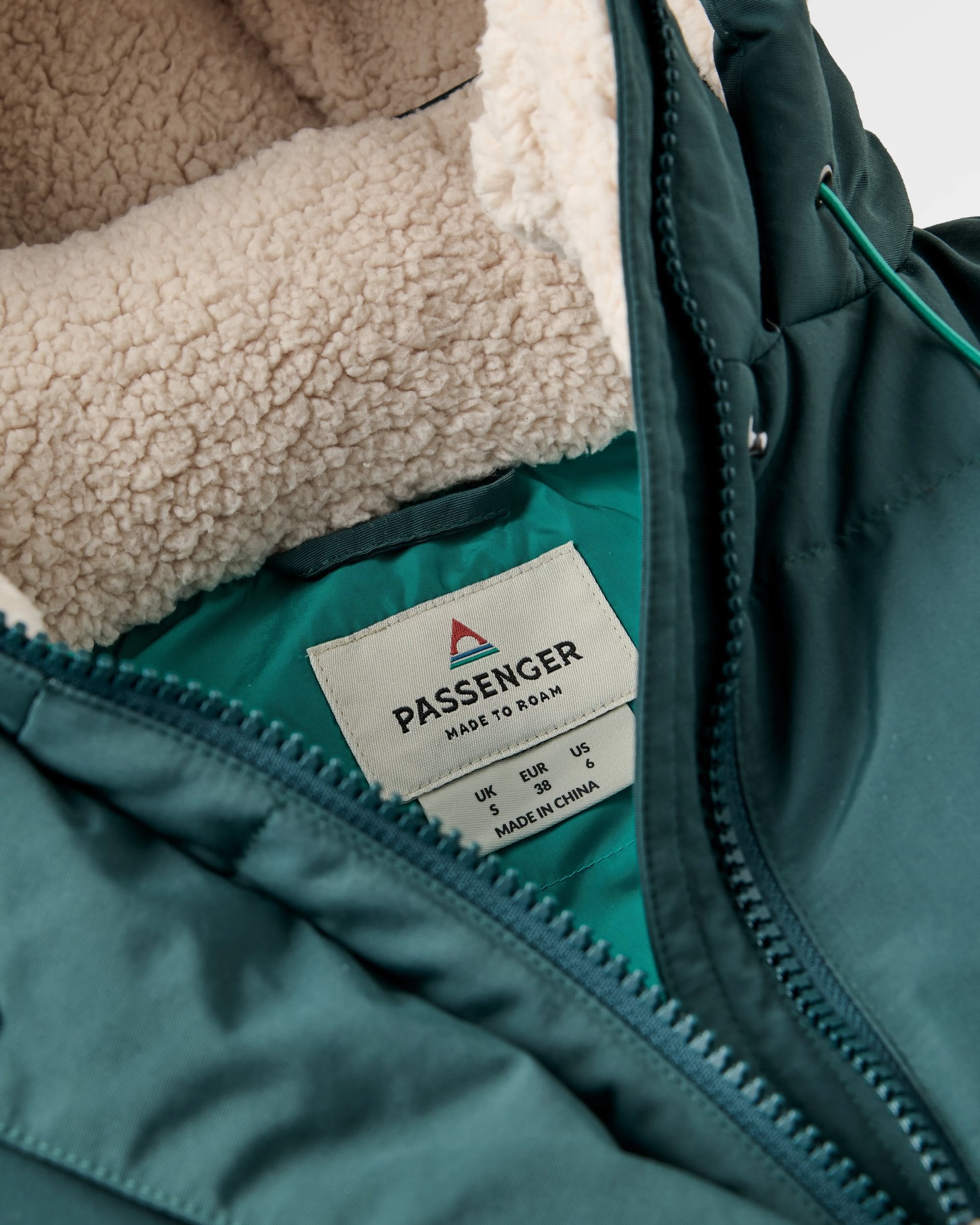 Nook Insulated Jacket - Dark Fern - Flatlay