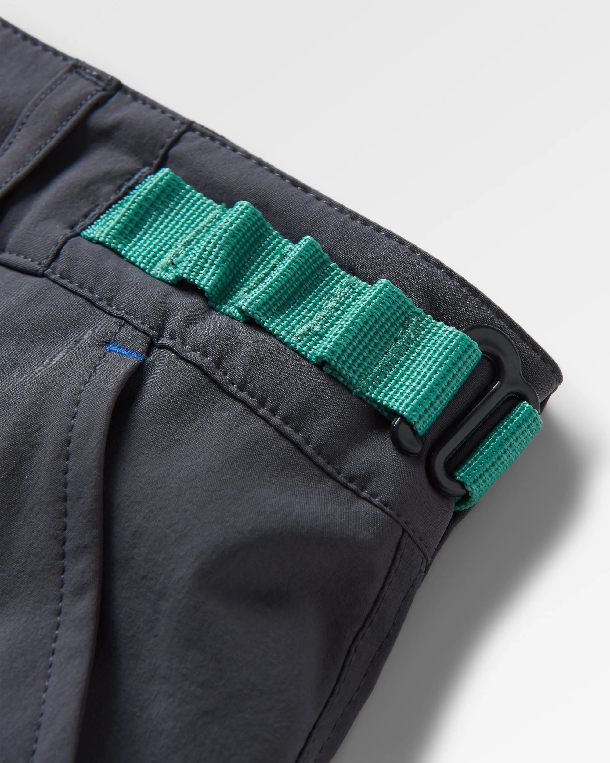 365 Trail Short - Charcoal - Flatlay