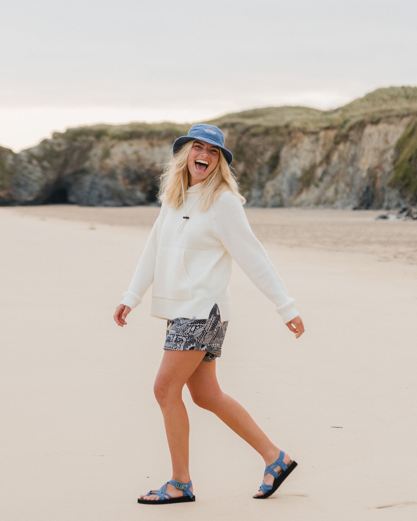 Cove Organic Cotton Knitted Hoodie - Off White - Lifestyle