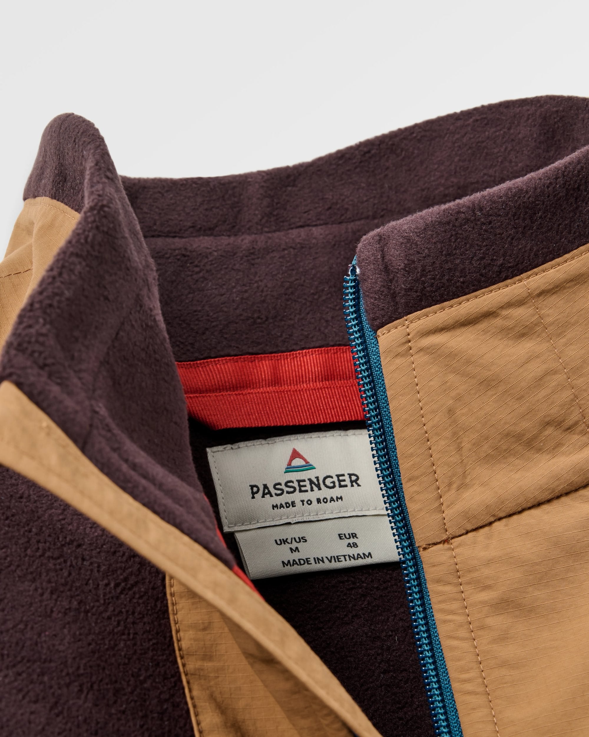 Woodland Hoodless 1/2 Zip Recycled Polartec® Fleece - Espresso/Tidal Blue - Flatlay
