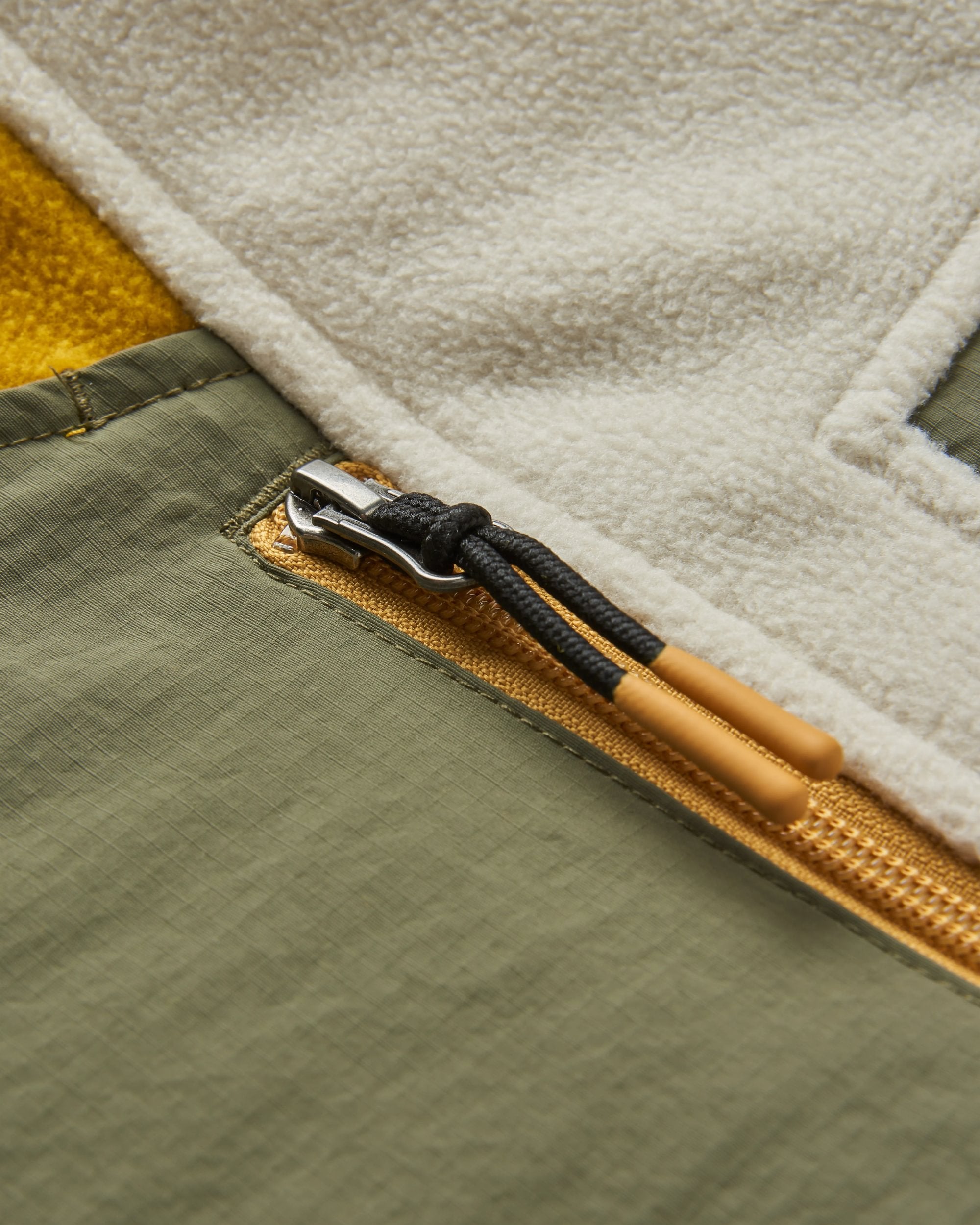 Alexander 2.0 Recycled Hooded Polar Fleece - Vintage White - Flatlay