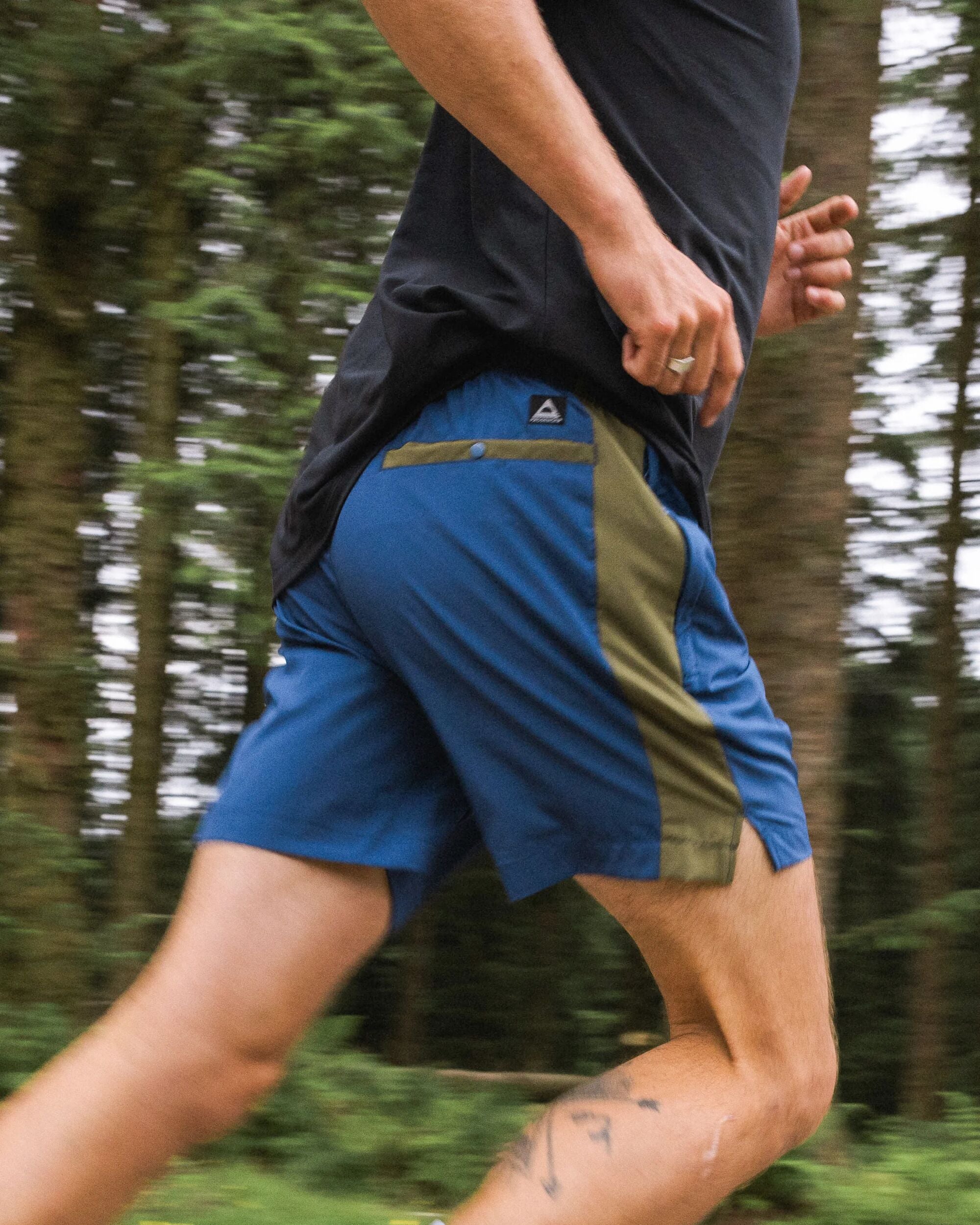 Swift Recycled Trail Short - Dark Denim - Lifestyle