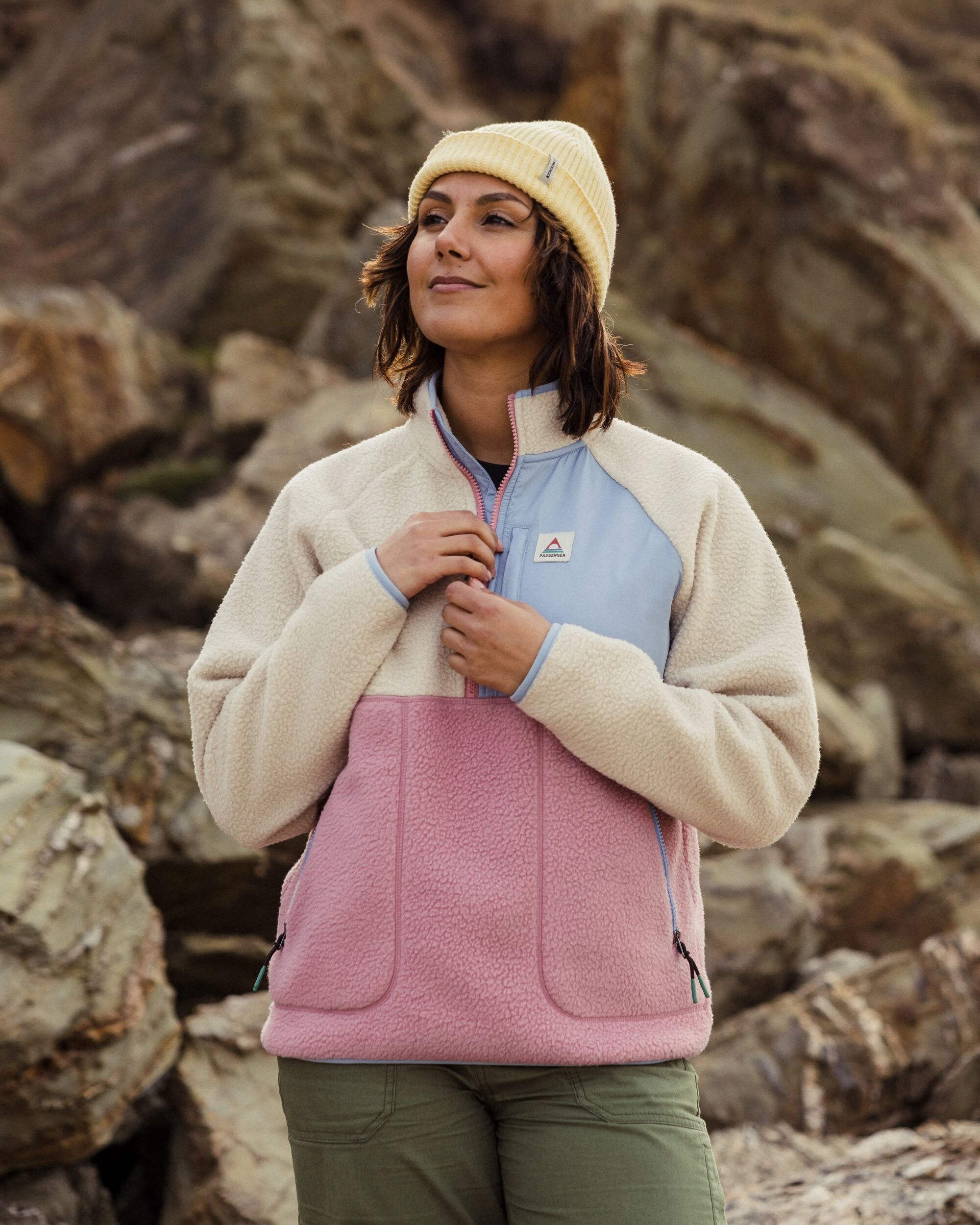 Home Recycled Sherpa Fleece - Oatmeal/Pink haze - Lifestyle