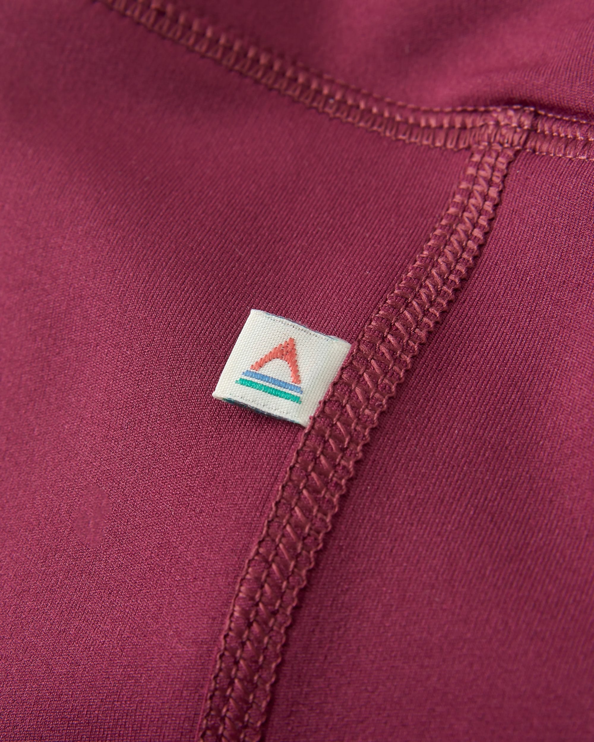 Mantra Recycled Active Legging - Fig - Flatlay