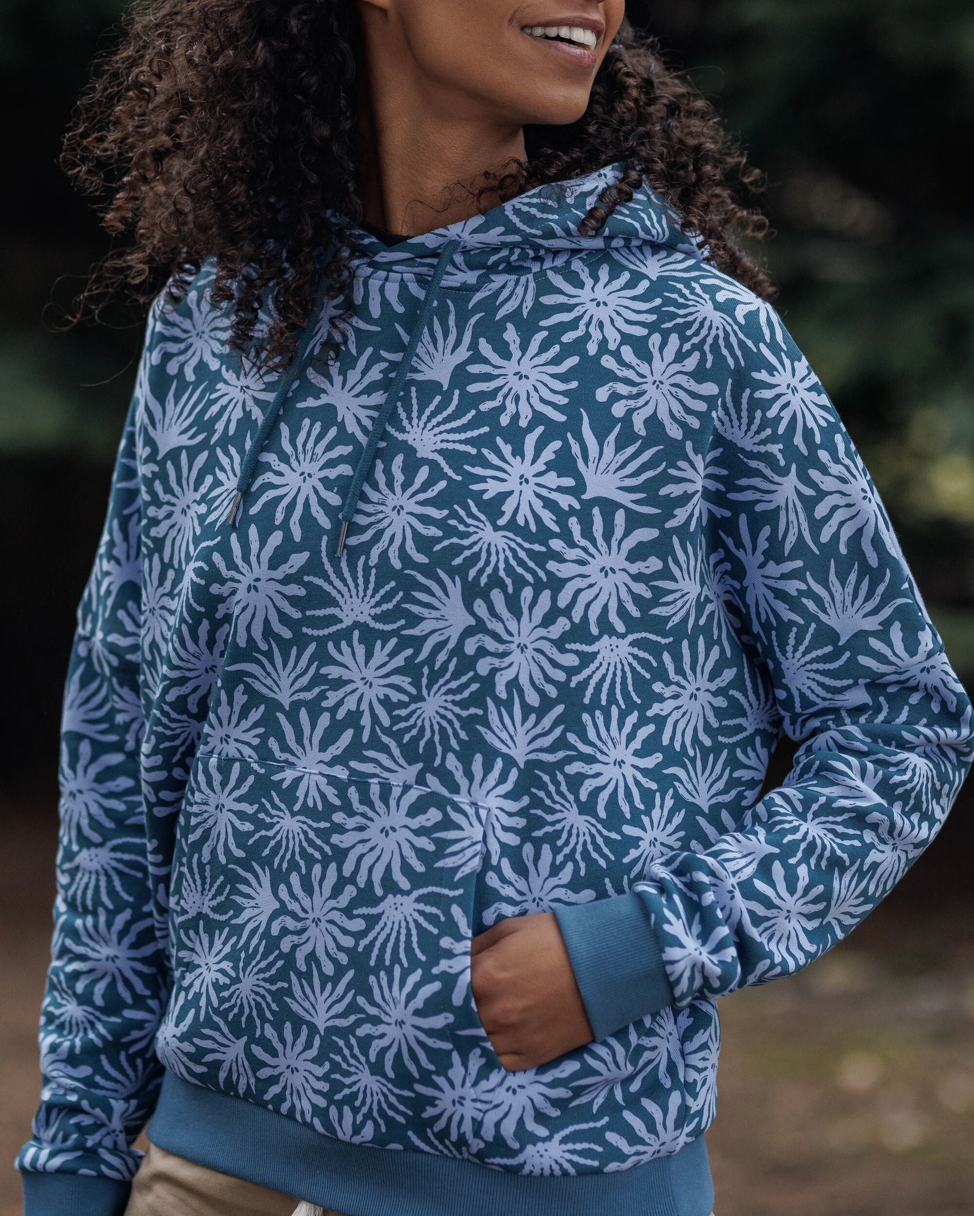 Arame Organic Cotton Hoodie - Seaweed Blue Steel - Lifestyle