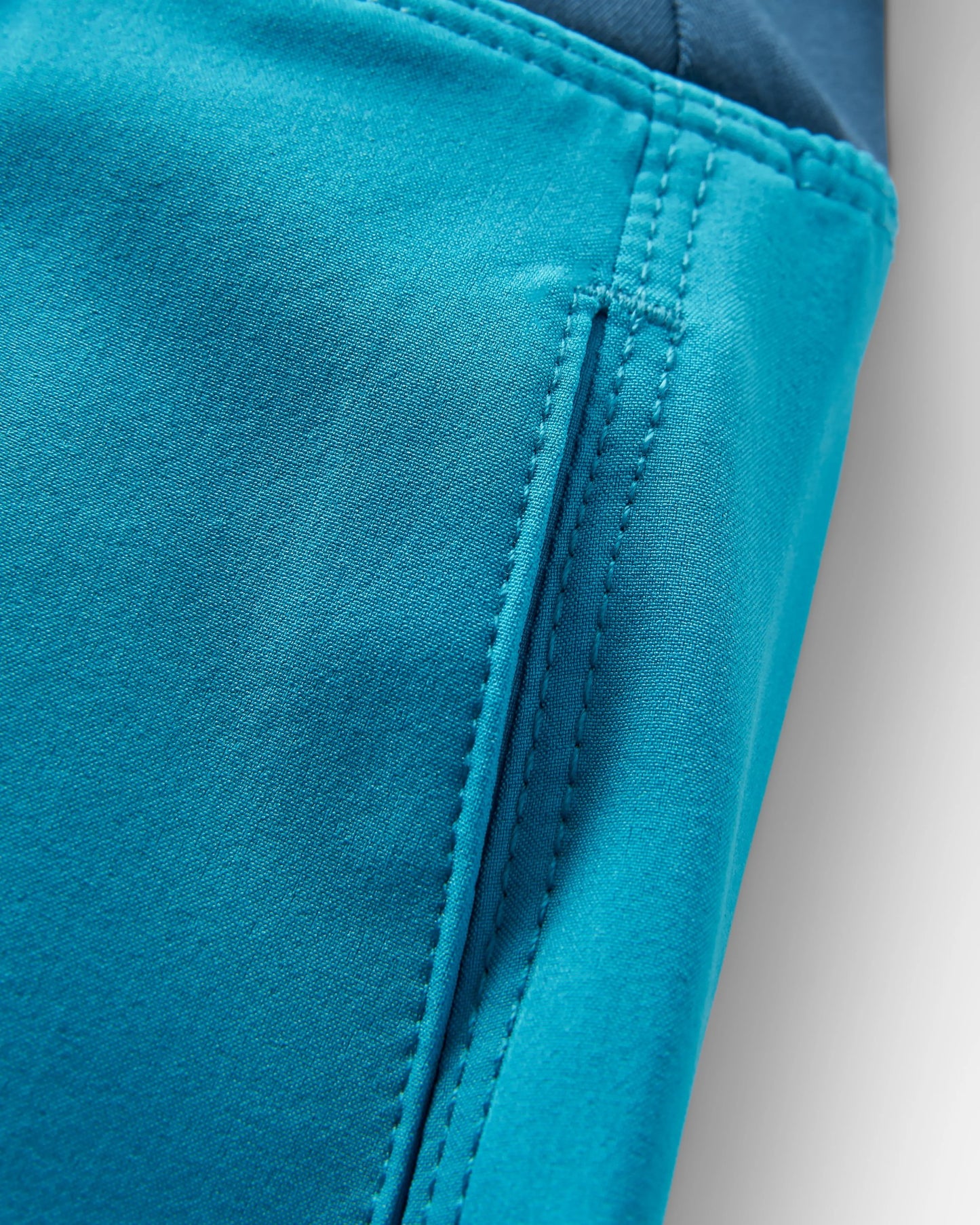Roundtrip Recycled Trail Short - Bluejay