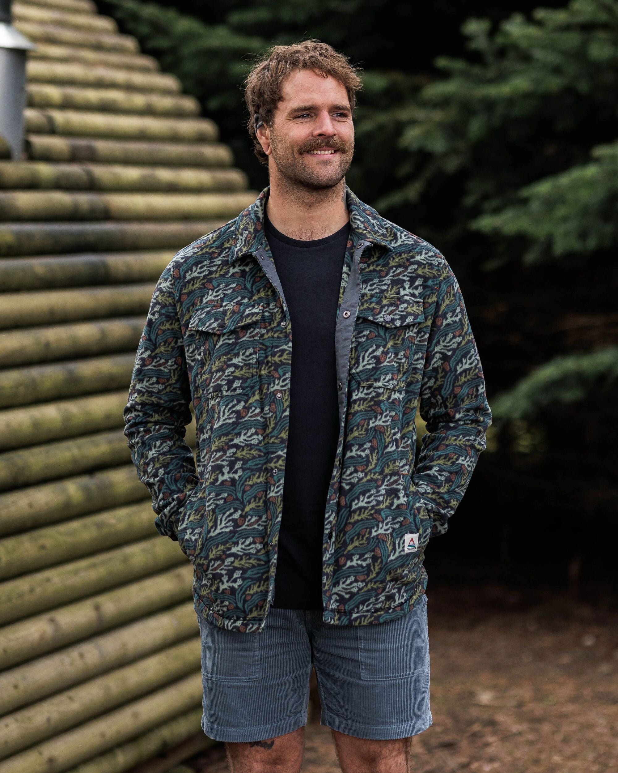 Maple Polar Recycled Fleece Shirt - Ocean Current Black - Lifestyle