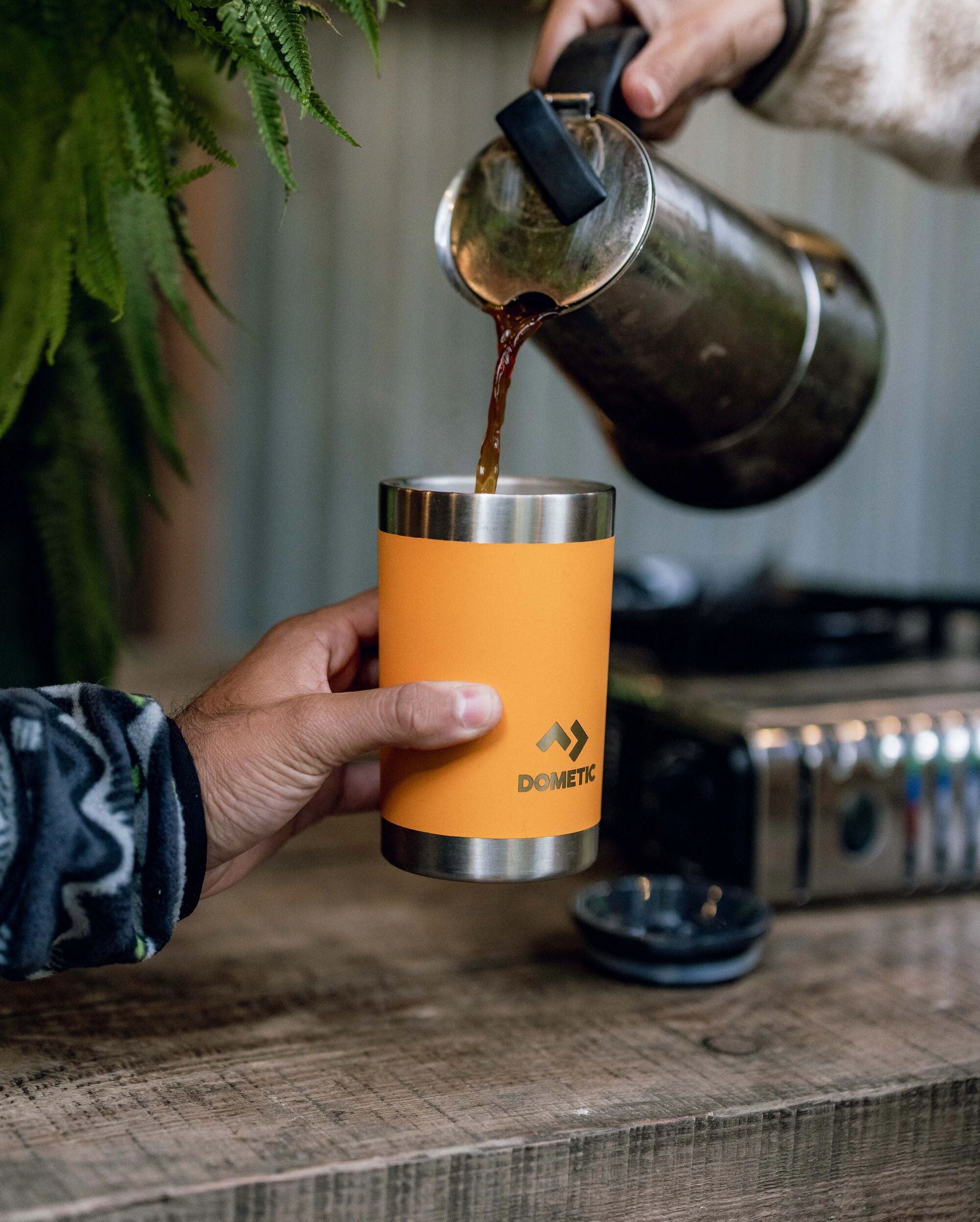 Dometic Thermo Tumbler 32 - Glow - Lifestyle