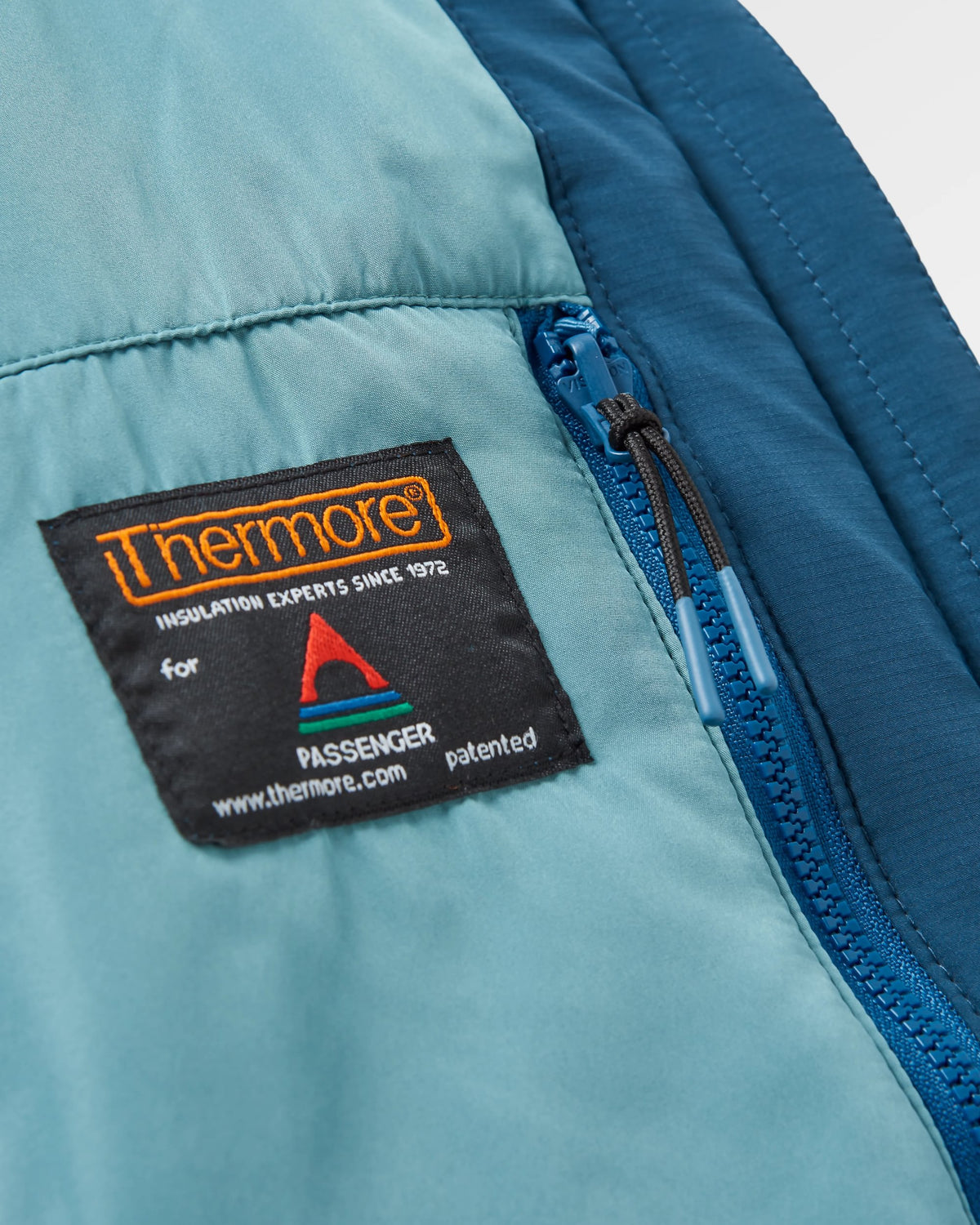 Daybreak Lightweight Recycled Thermore® Insulated Jacket - Rich Navy/Dark Denim/Arctic - Flatlay