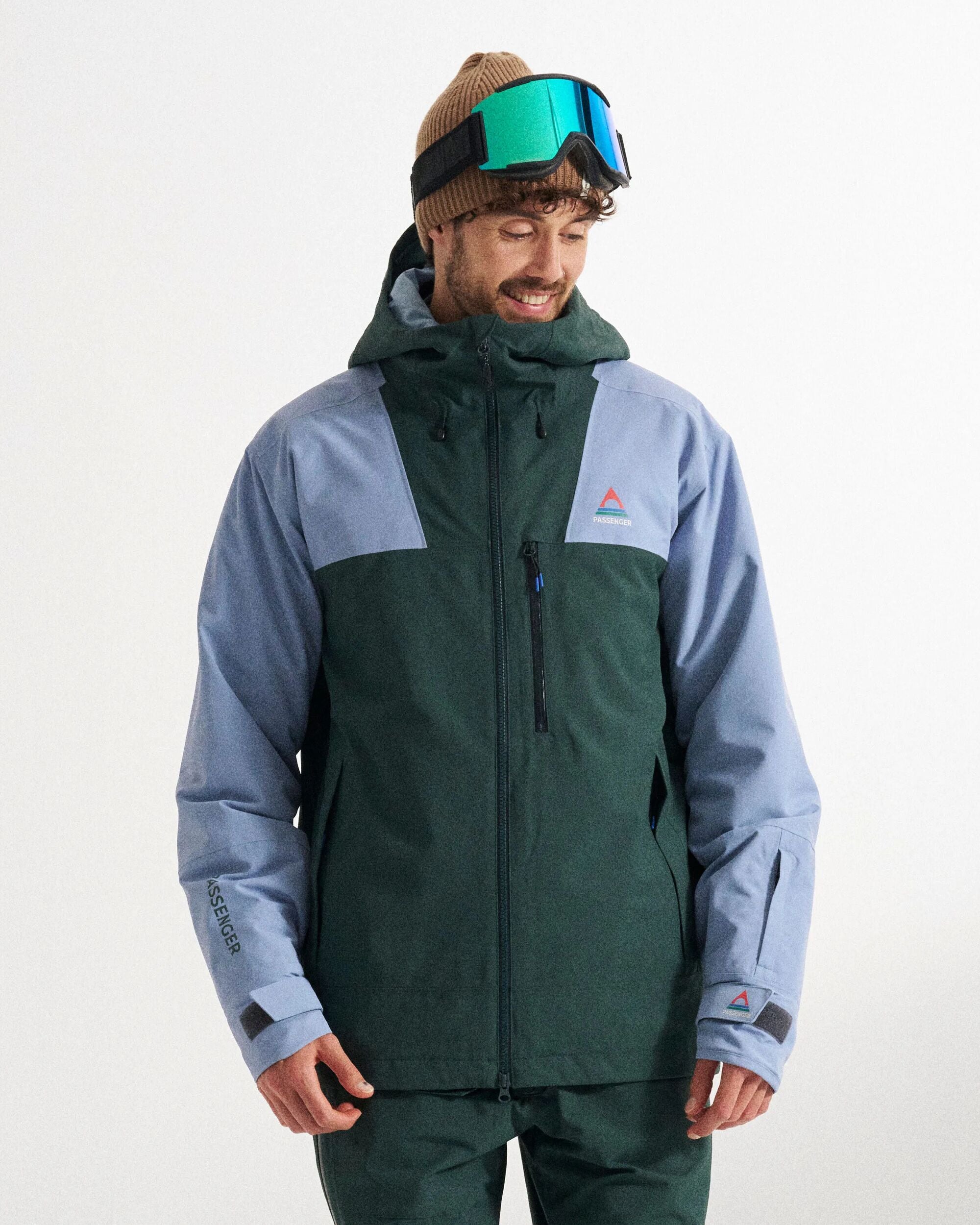 Snowscape Men's Recycled Jacket - Faded Denim/Dark Fern - Studio Model