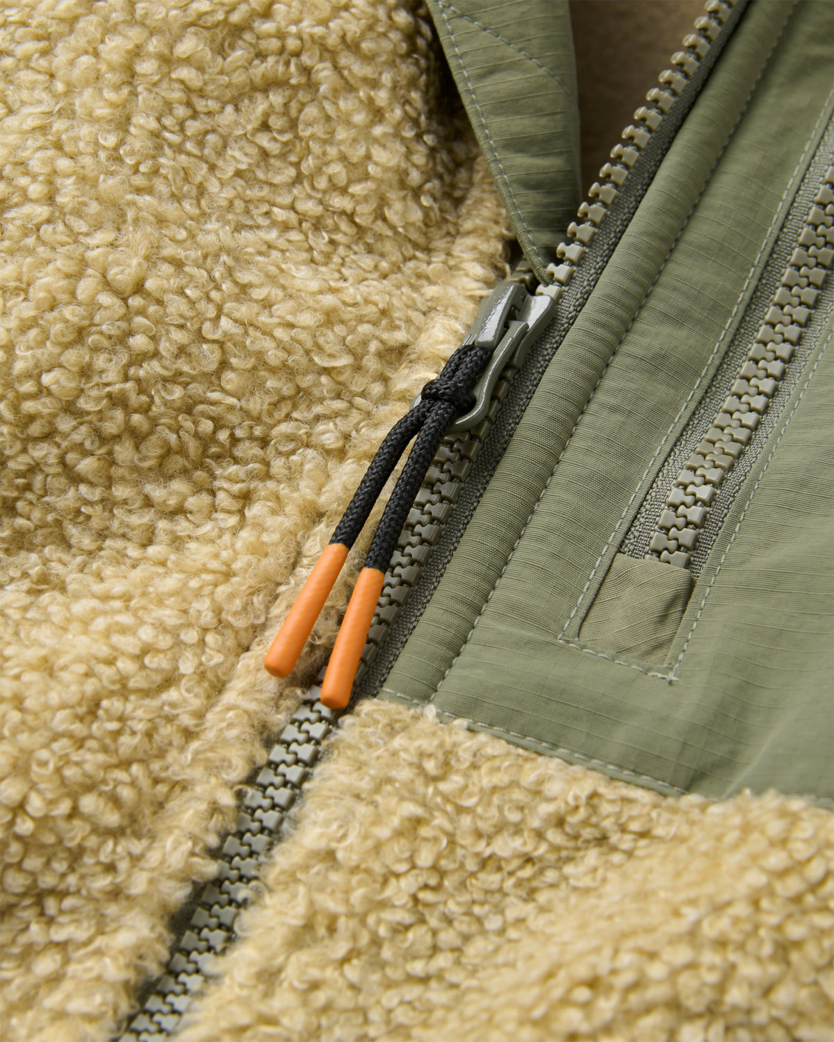 Wide Pine Windproof Fleece - Oatmeal - Flatlay