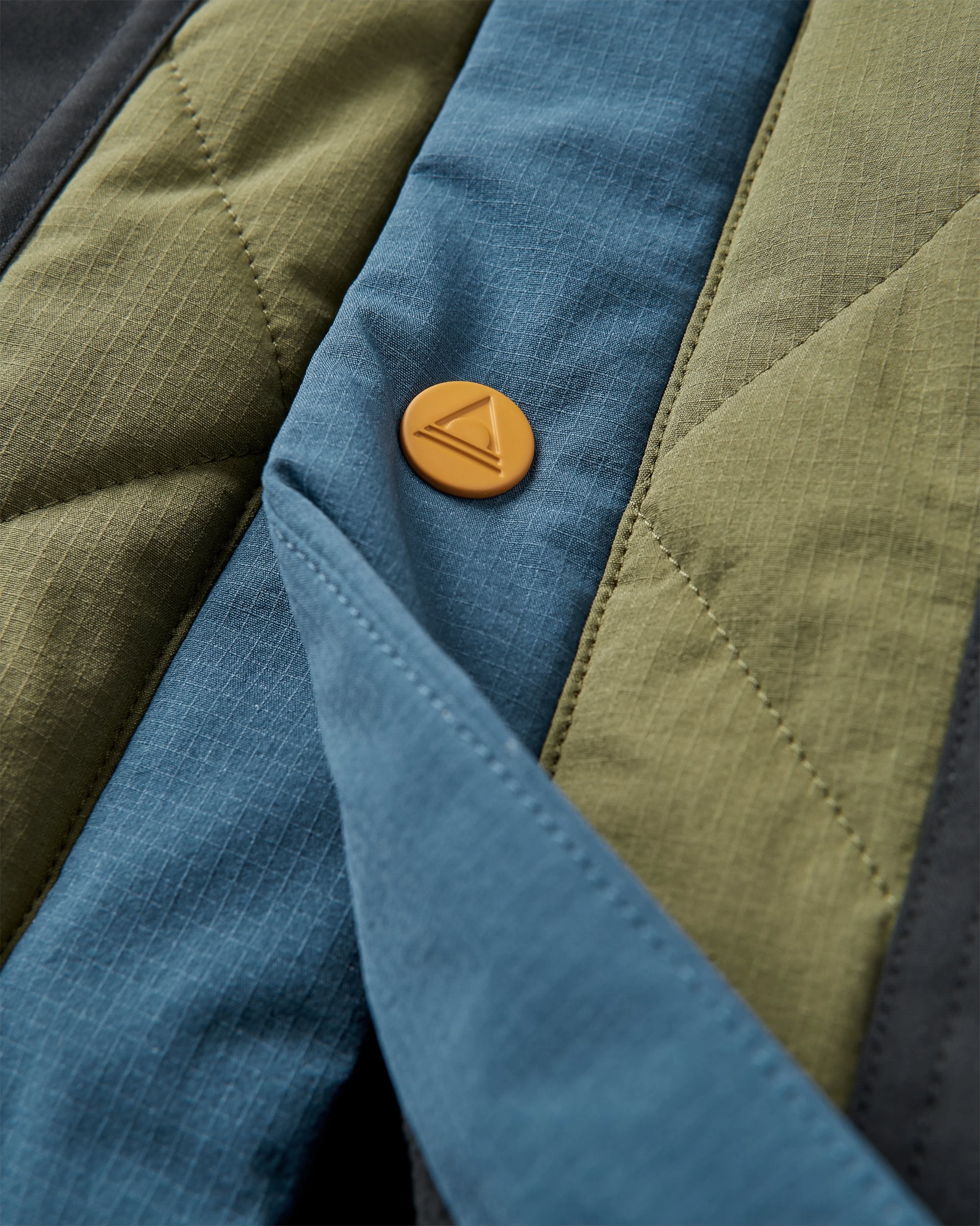 Campscape Recycled Fleece Lined Parka - Black/Khaki - Flatlay