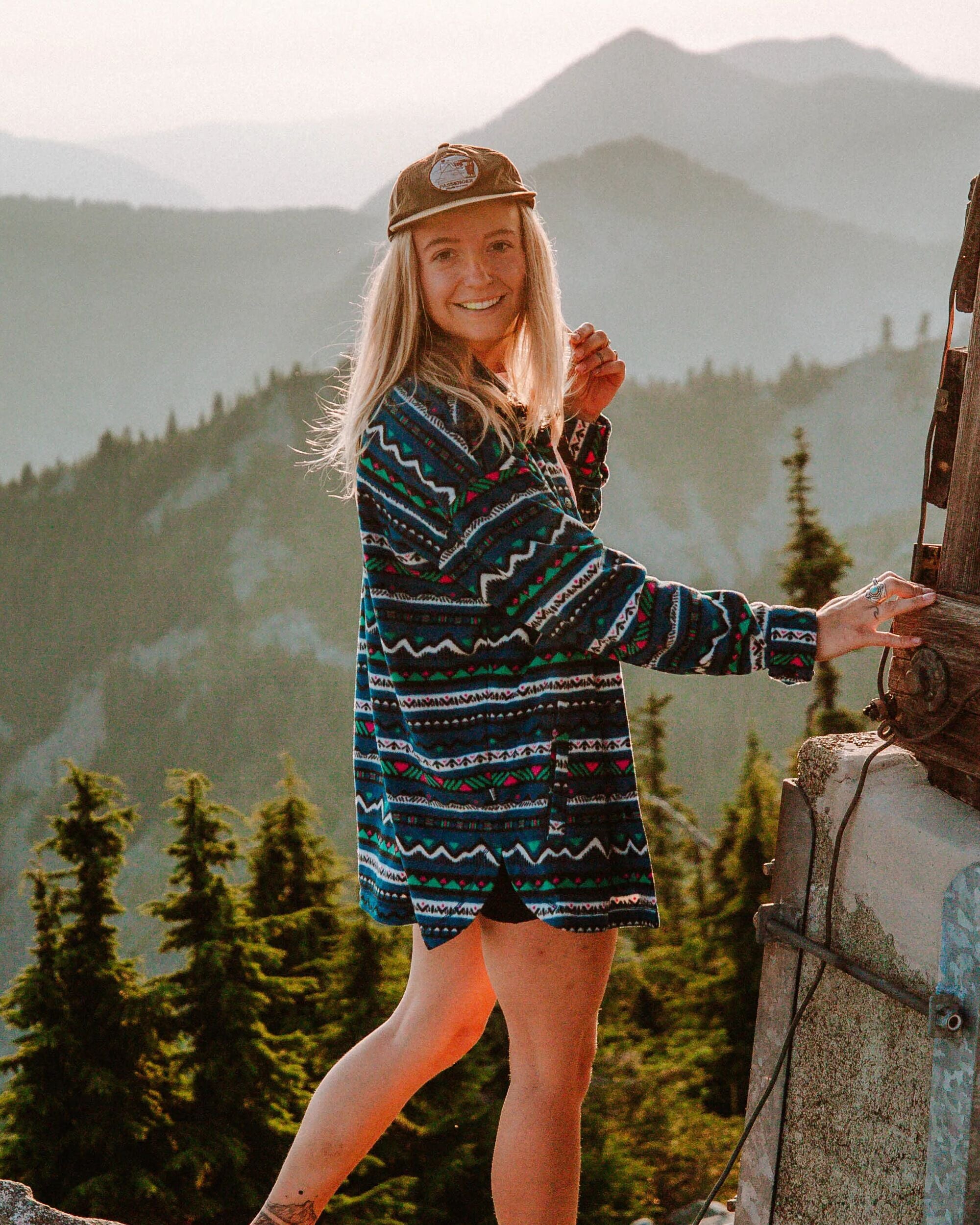 East Recycled Polar Fleece Shirt - Mountain Geo Tidal Blue - Lifestyle