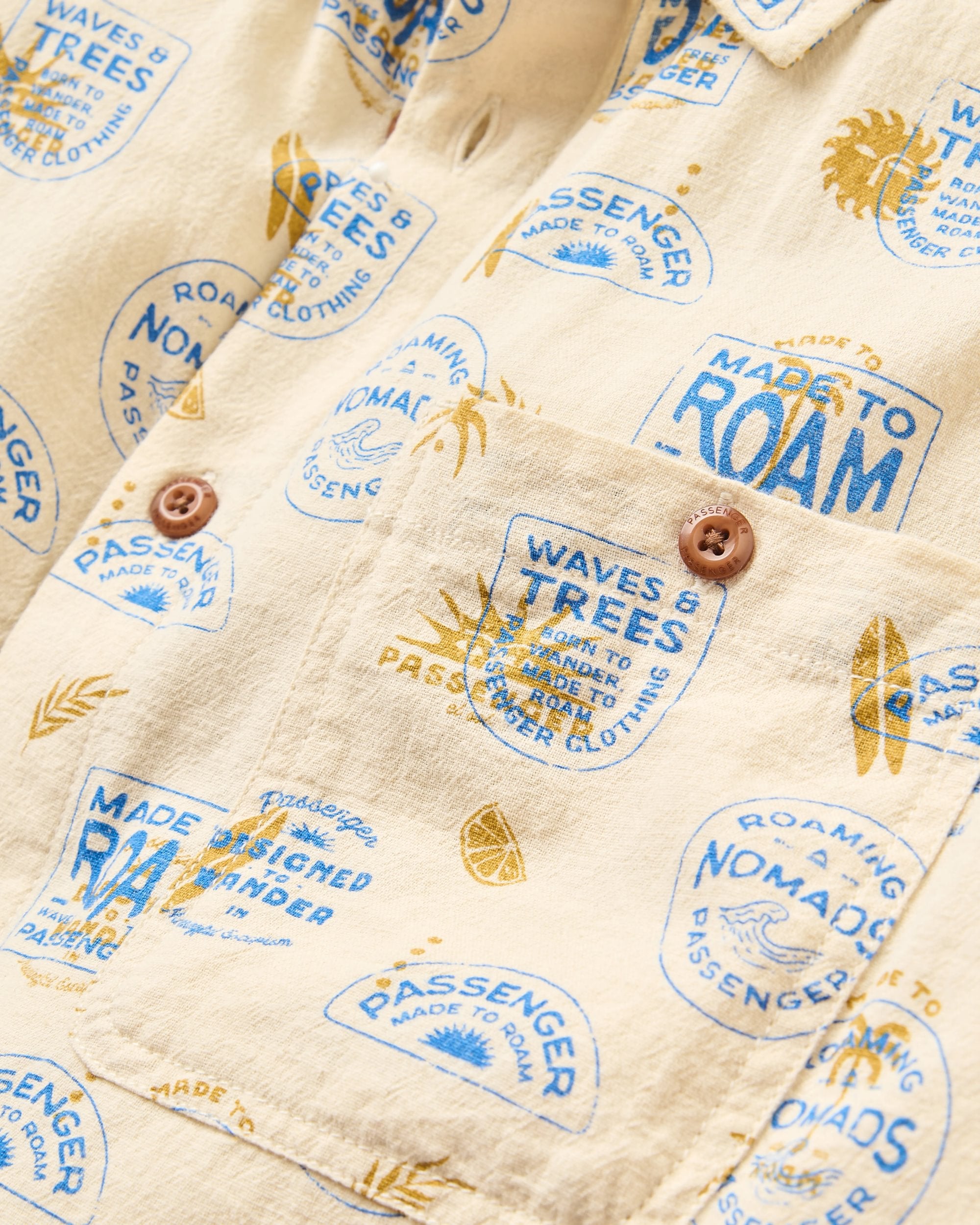 Chill Textured Short Sleeve Shirt - Badge Birch - Flatlay