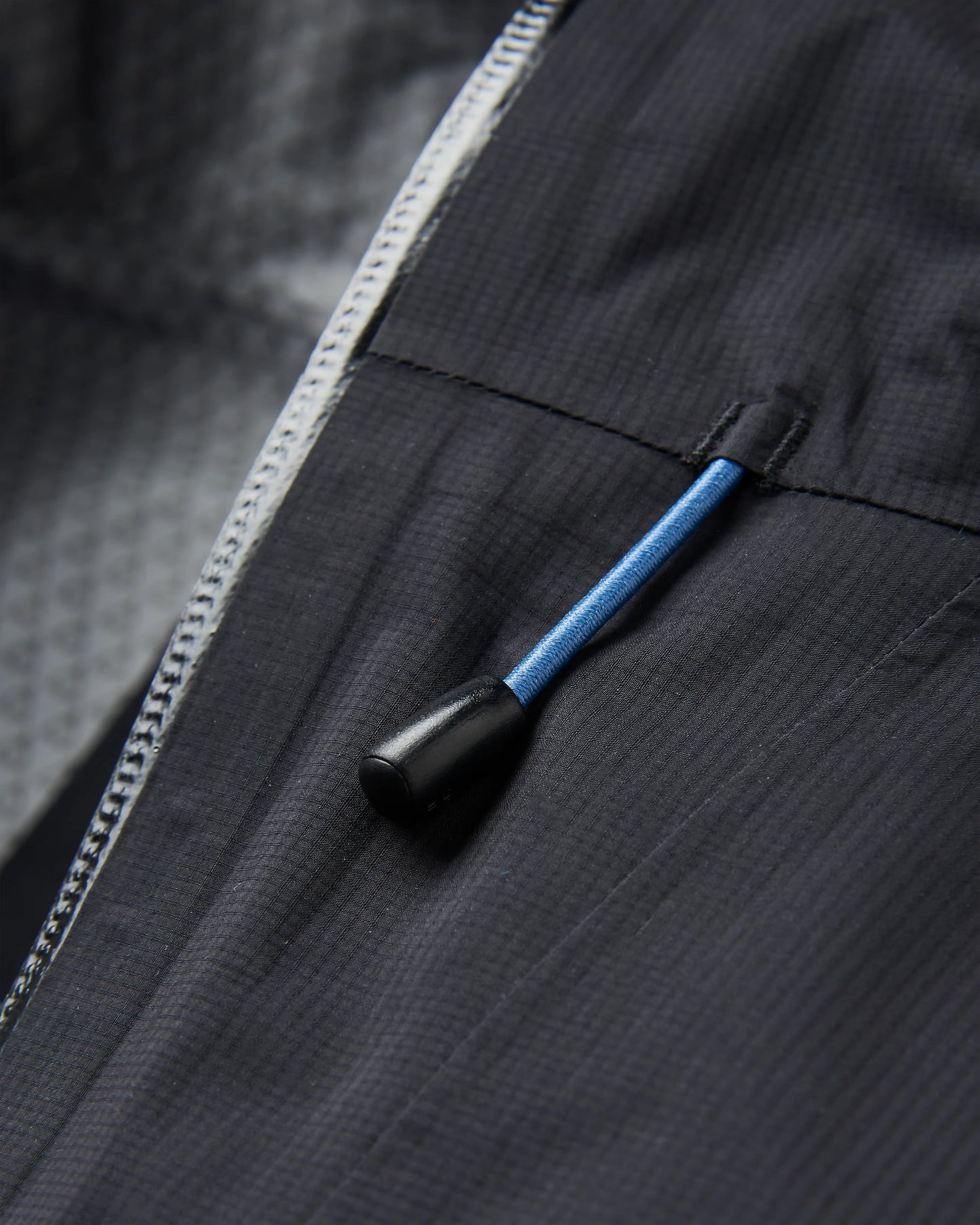 Trailscape Light Women's Recycled Waterproof Jacket - Black - Flatlay