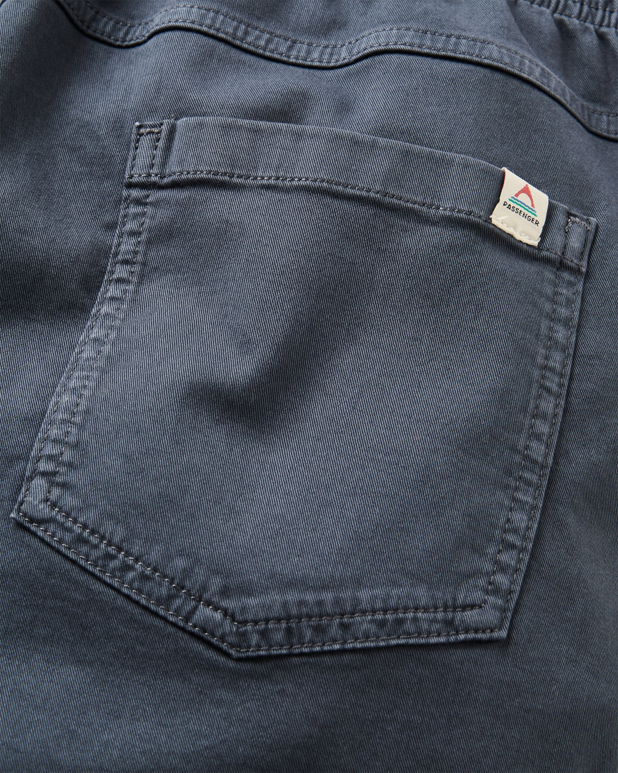 Drifter Organic Cotton Short - Charcoal - Flatlay