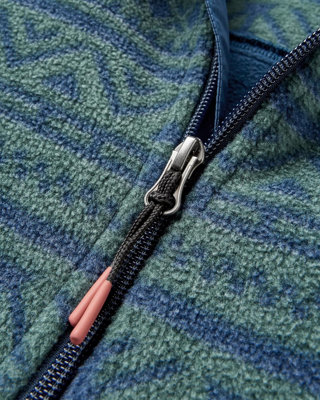 Edge Hooded 1/2 Zip Polar Fleece - Nordic Geo Deep Ocean - Flatlay