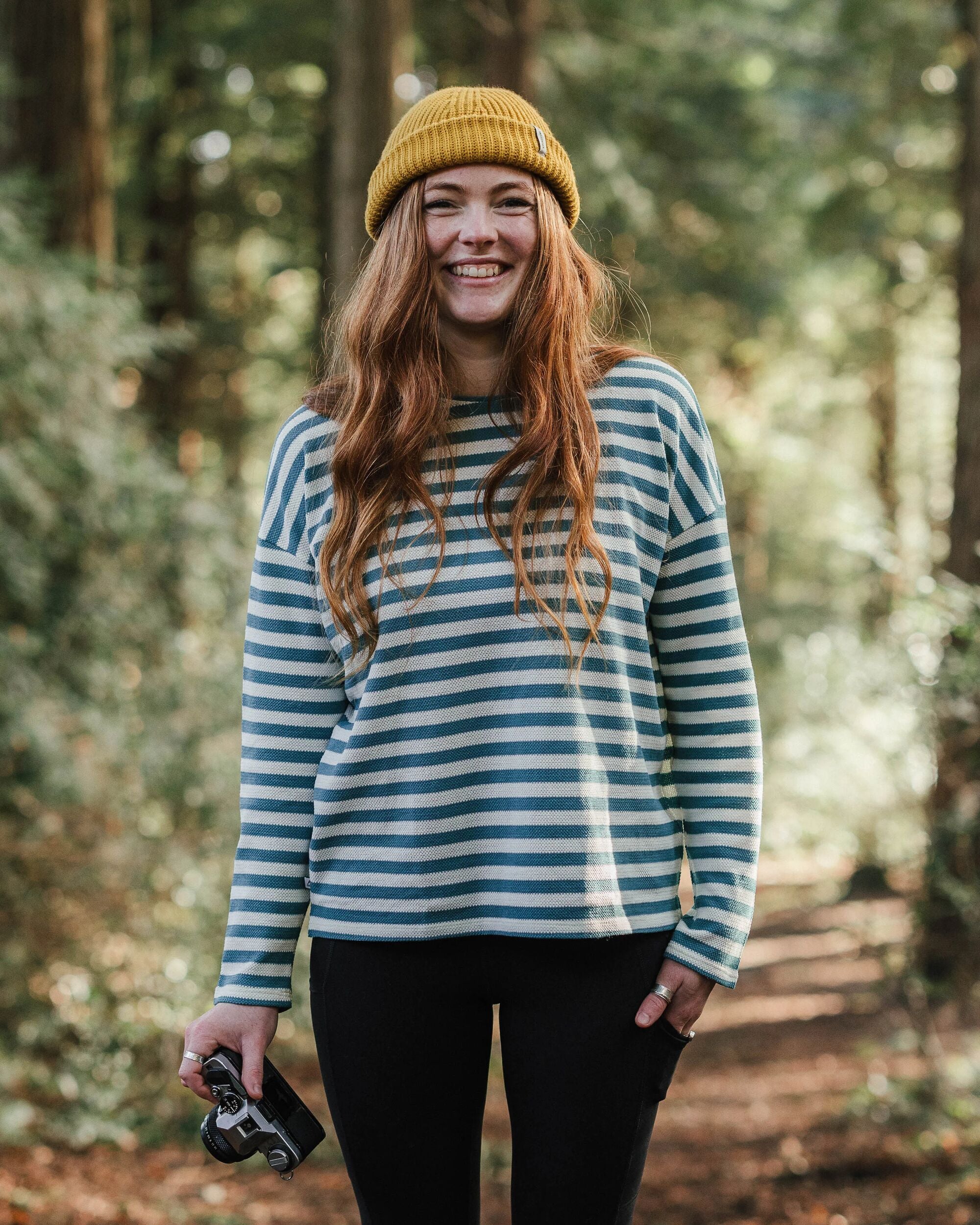 Panorama Striped LS T-Shirt - Arctic Stripe - Lifestyle