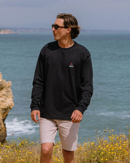 Vita Organic Cotton Relaxed Fit LS T-shirt - Black - Lifestyle