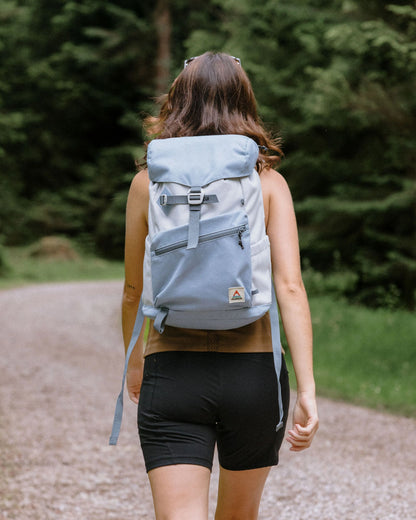 Vantage 24L Backpack - Faded Denim/ Grey Blue - Lifestyle - Female