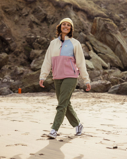 Talis Light Casual Trouser - Wild Green - Lifestyle