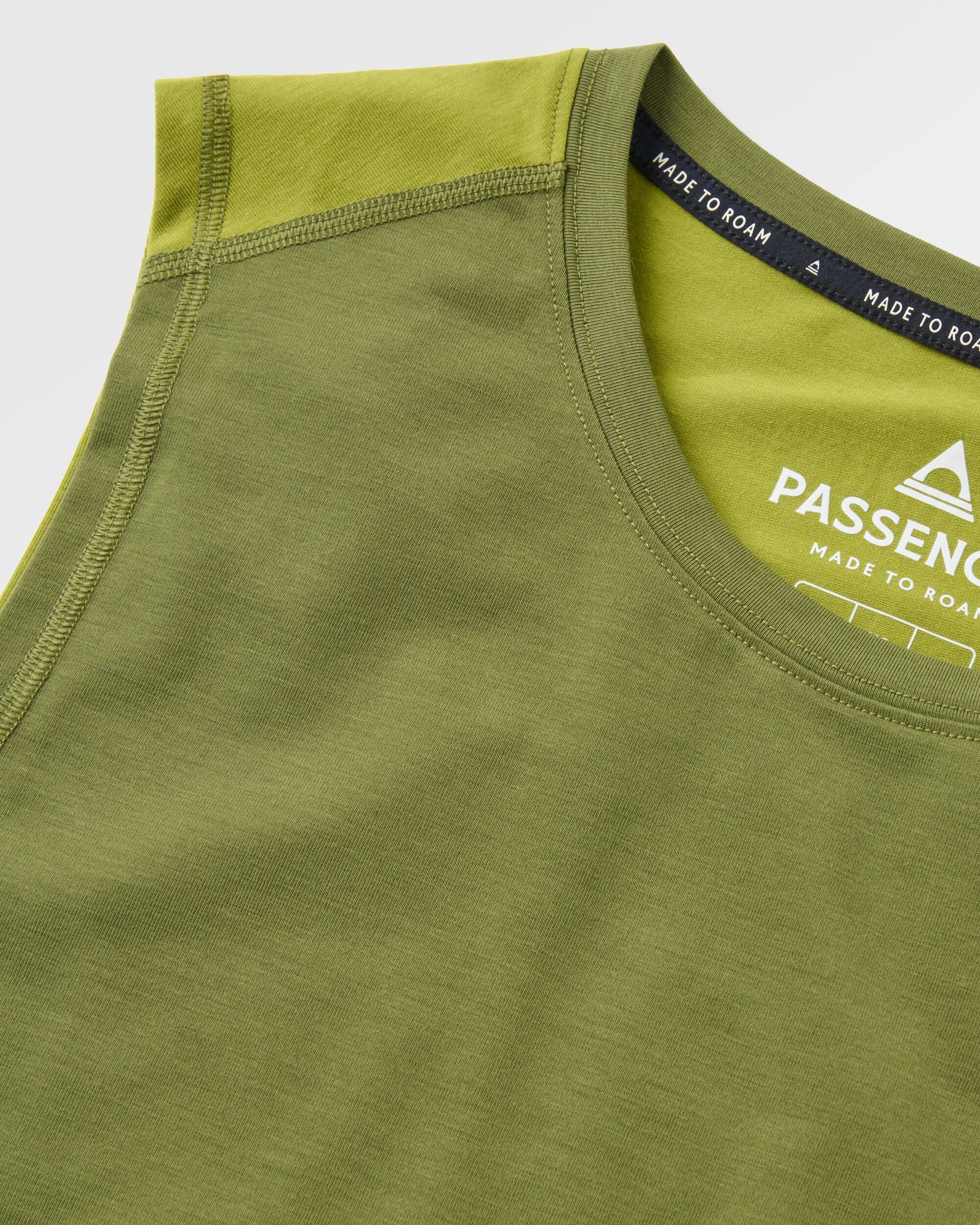 Solstice Active Vest - Clover/Tea Green - Flatlay