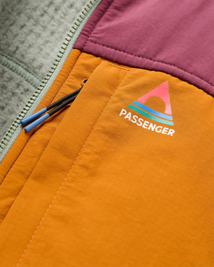 Venturescape Women's Recycled Fleece - Fig/Pistachio - Flatlay