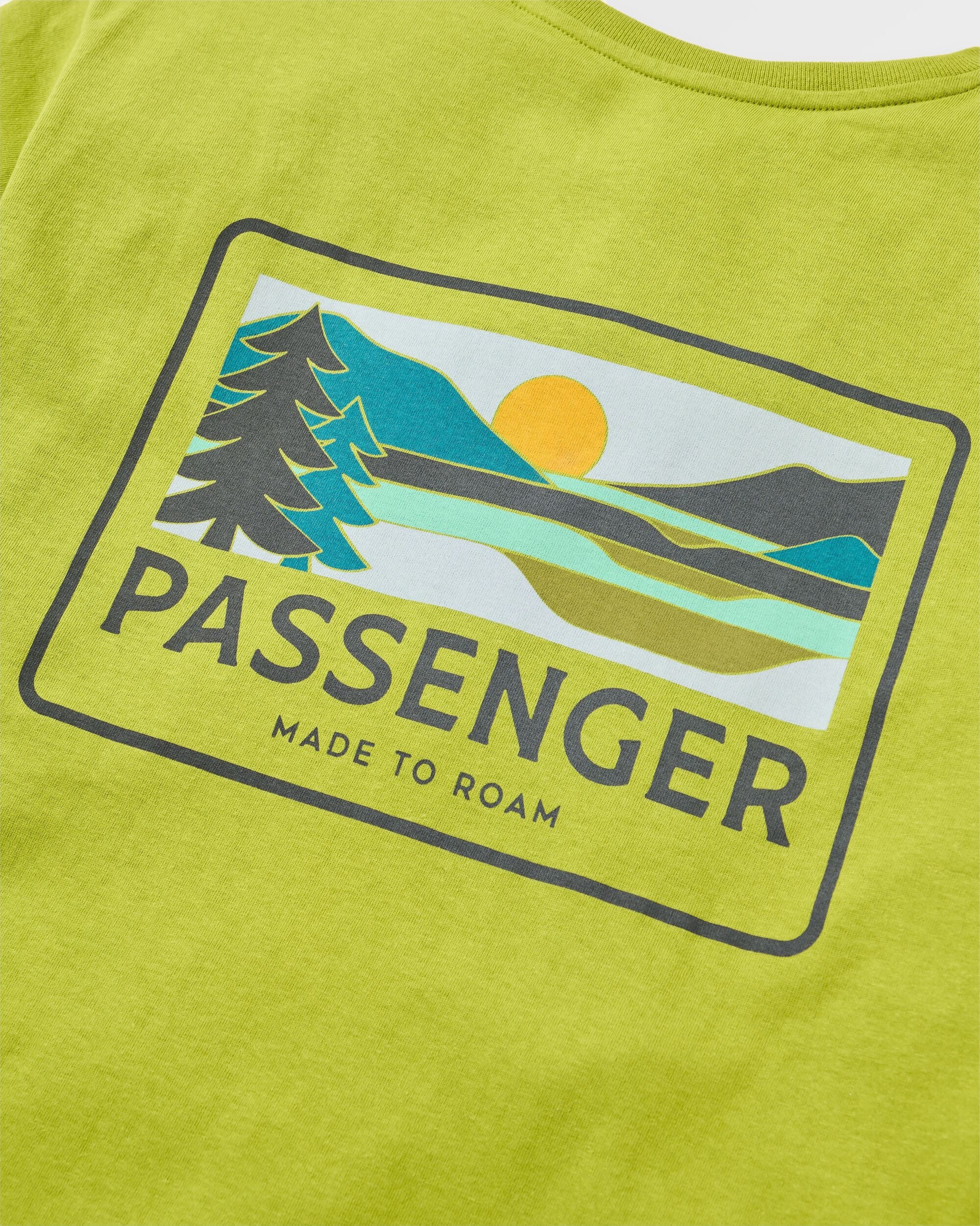 Roamer Men's T-Shirt - Tea Green - Flatlay