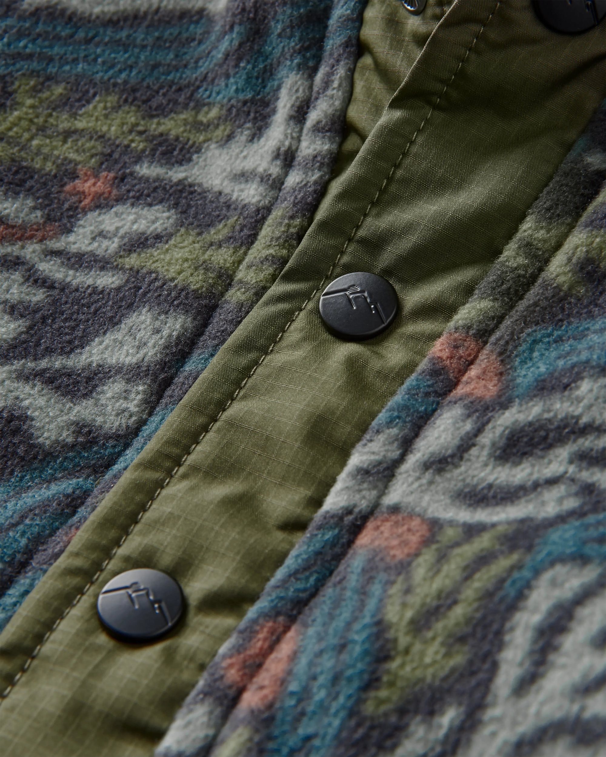 Adrift Recycled Polar Fleece - Ocean Current Black - Flatlay