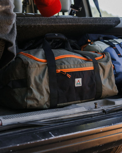 Boondocker Recycled 30L Duffel - True Black/ Khaki
 - Lifestyle
