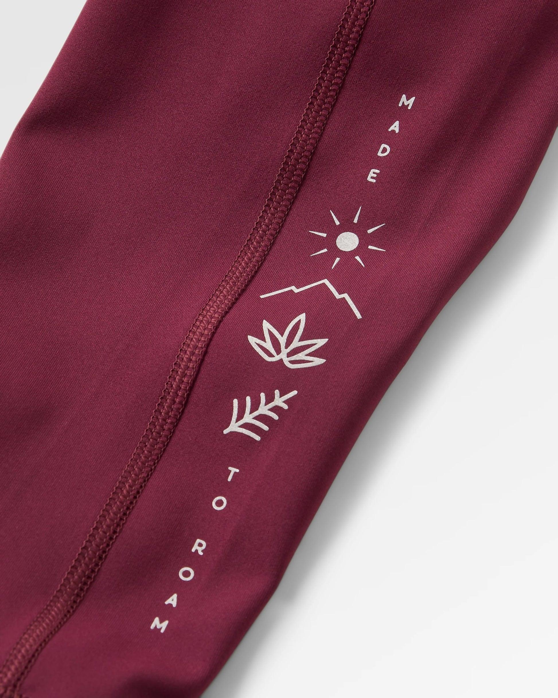 Mantra Recycled Active Leggings - Fig - Flatlay