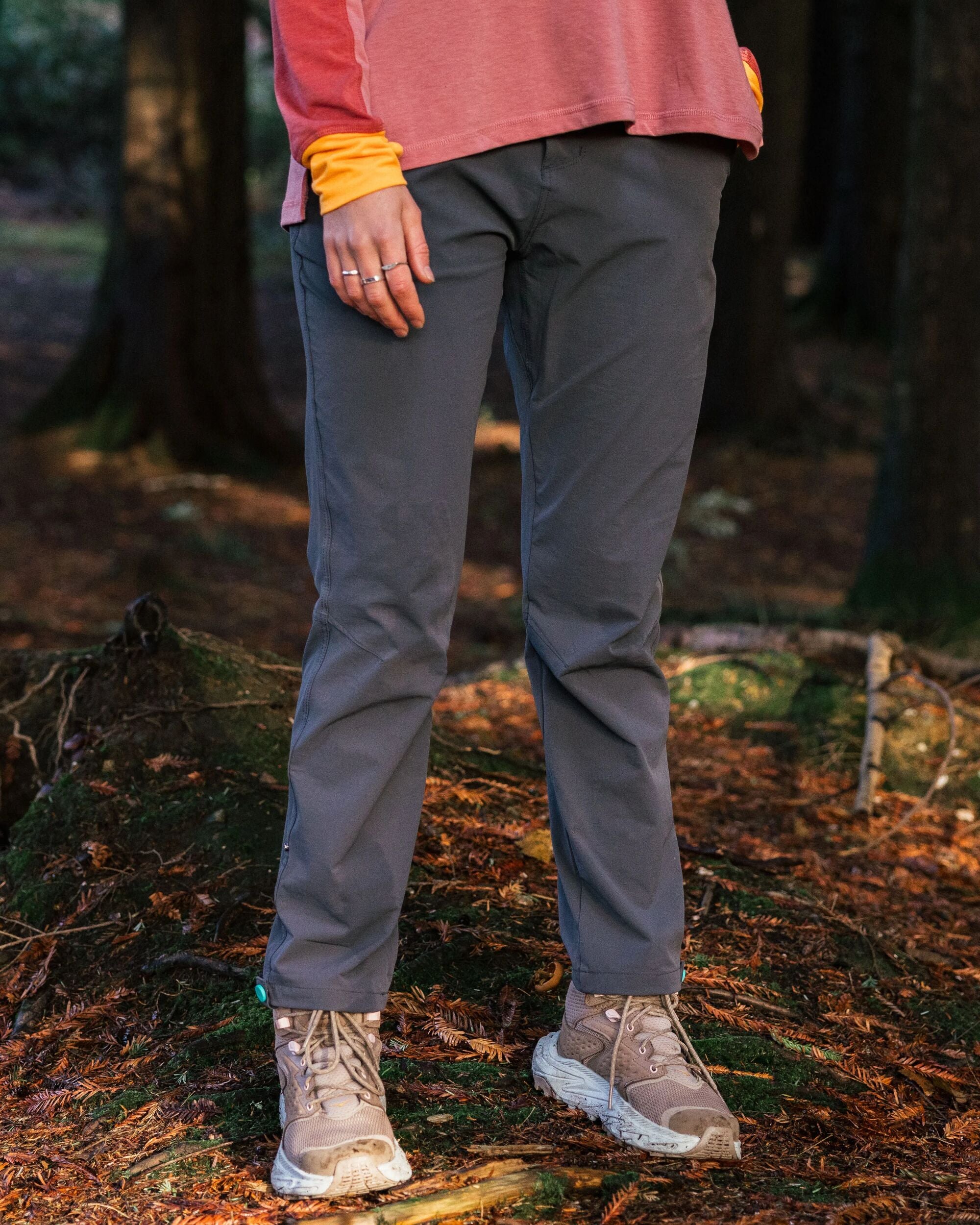 365 Trail Roll Up Trouser - Charcoal - Lifestyle