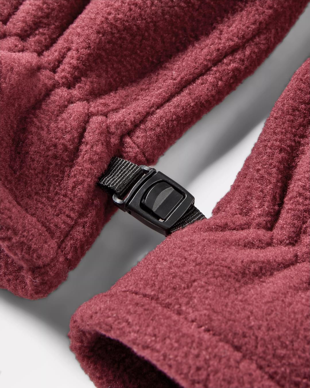 Daytrip Recycled Polar Fleece Touch Screen Gloves - Wine - Flatlay