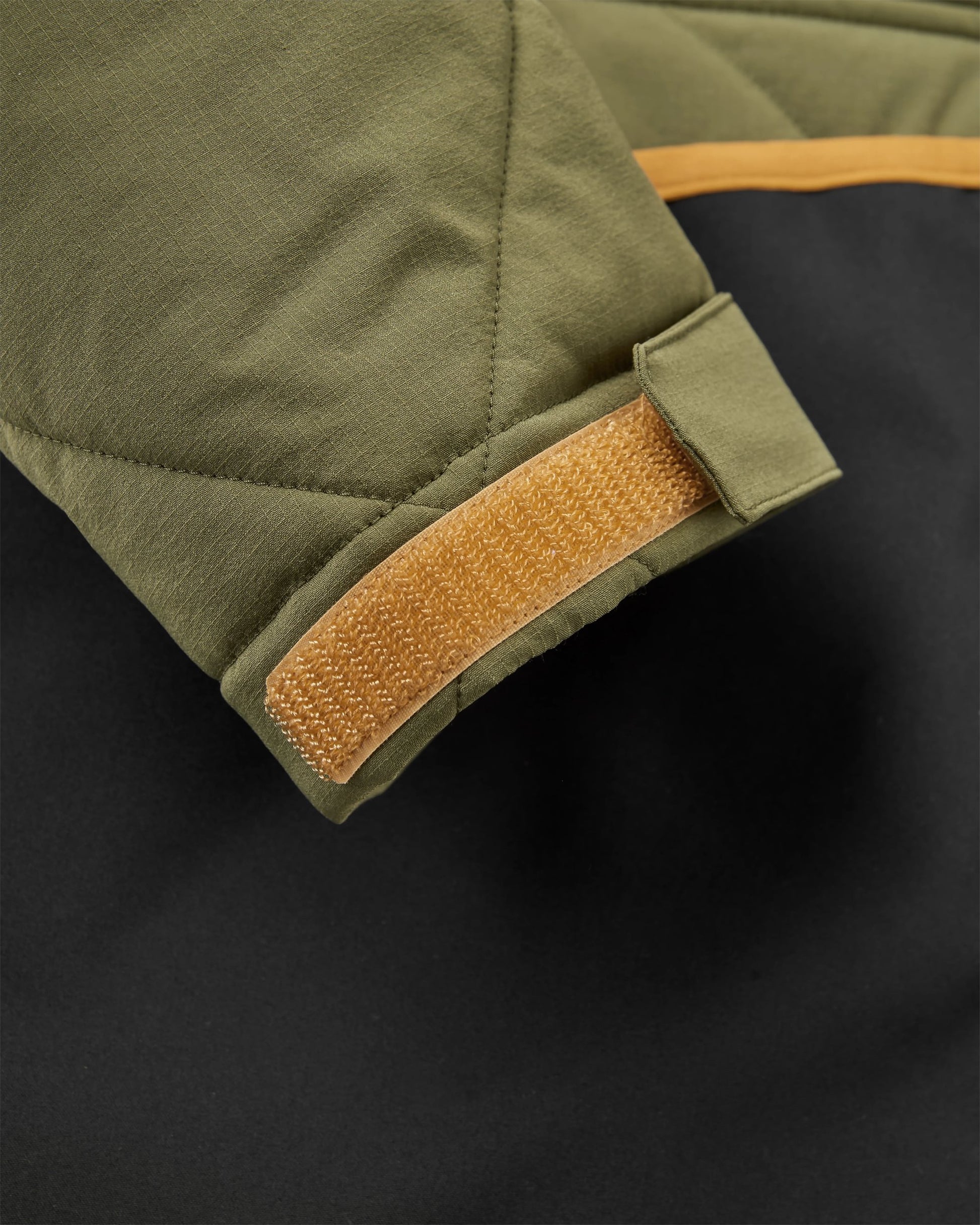 Campscape Recycled Fleece Lined Parka - Black/Khaki - Flatlay