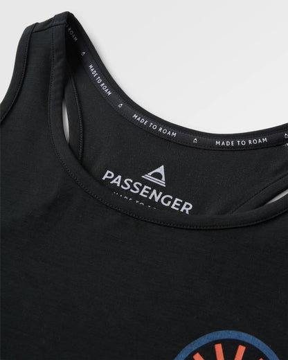 Chase The Light Active Vest - Black - Flatlay