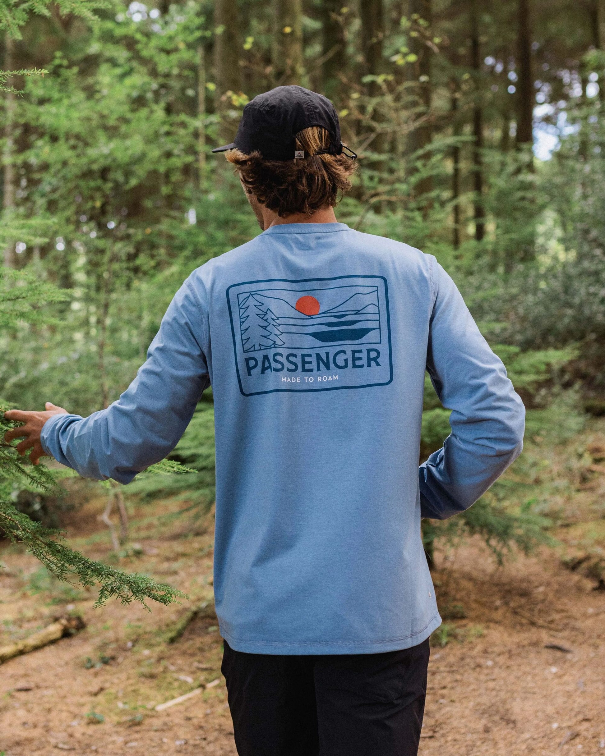 Roamscreen UPF50 Drirelease® Men's LS T-Shirt - Faded Denim - Lifestyle