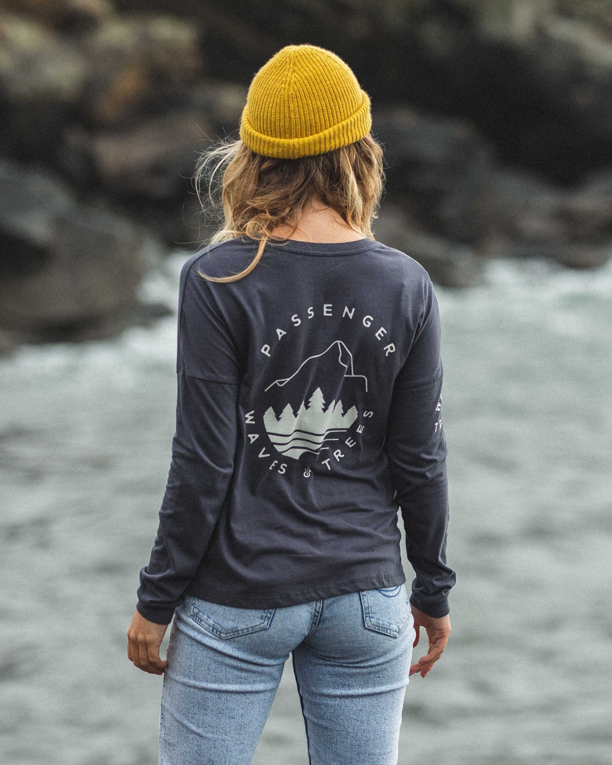 Big Leaf Recycled LS T-Shirt - Faded Black - Lifestyle