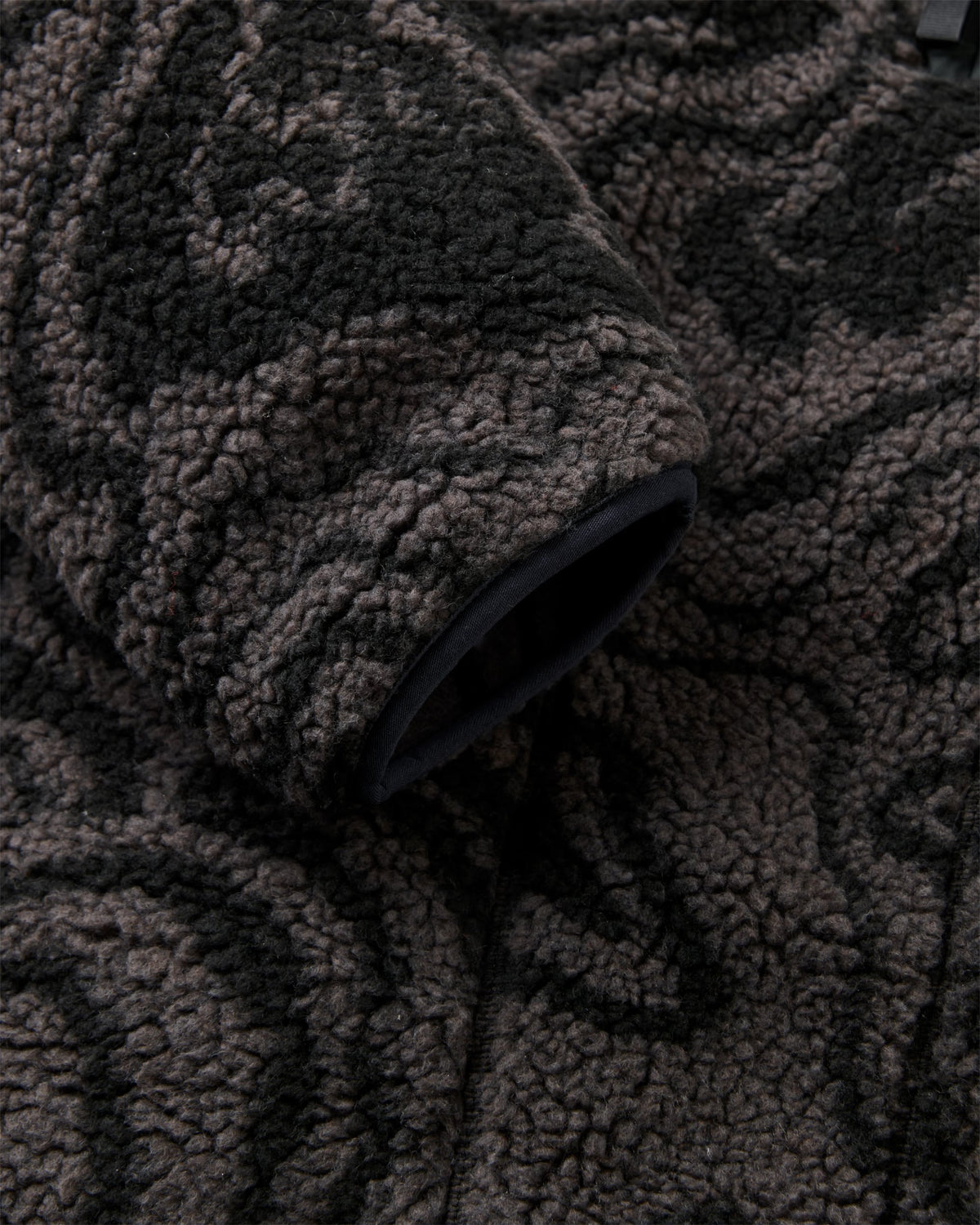 Offroad Sherpa 1/2 Zip Fleece - Strata Swirl Black - Flatlay