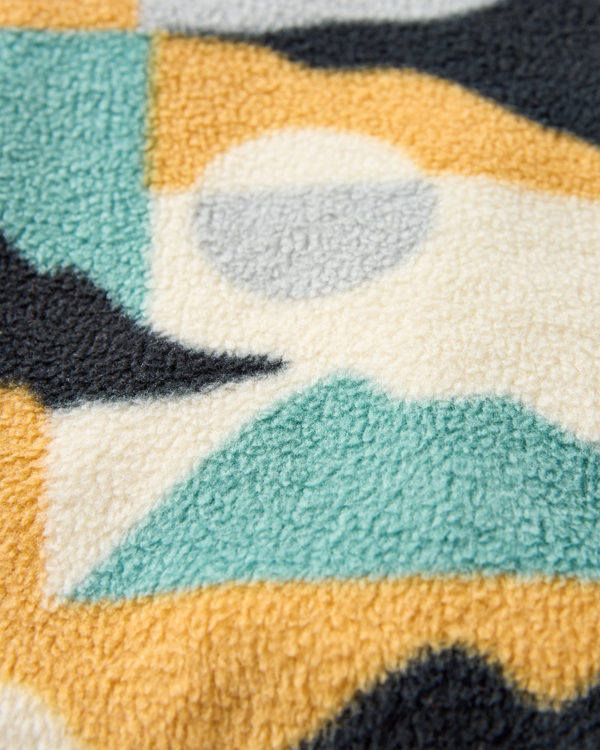 Take It Easy Polar Fleece - Vista Patchwork Arctic - Flatlay