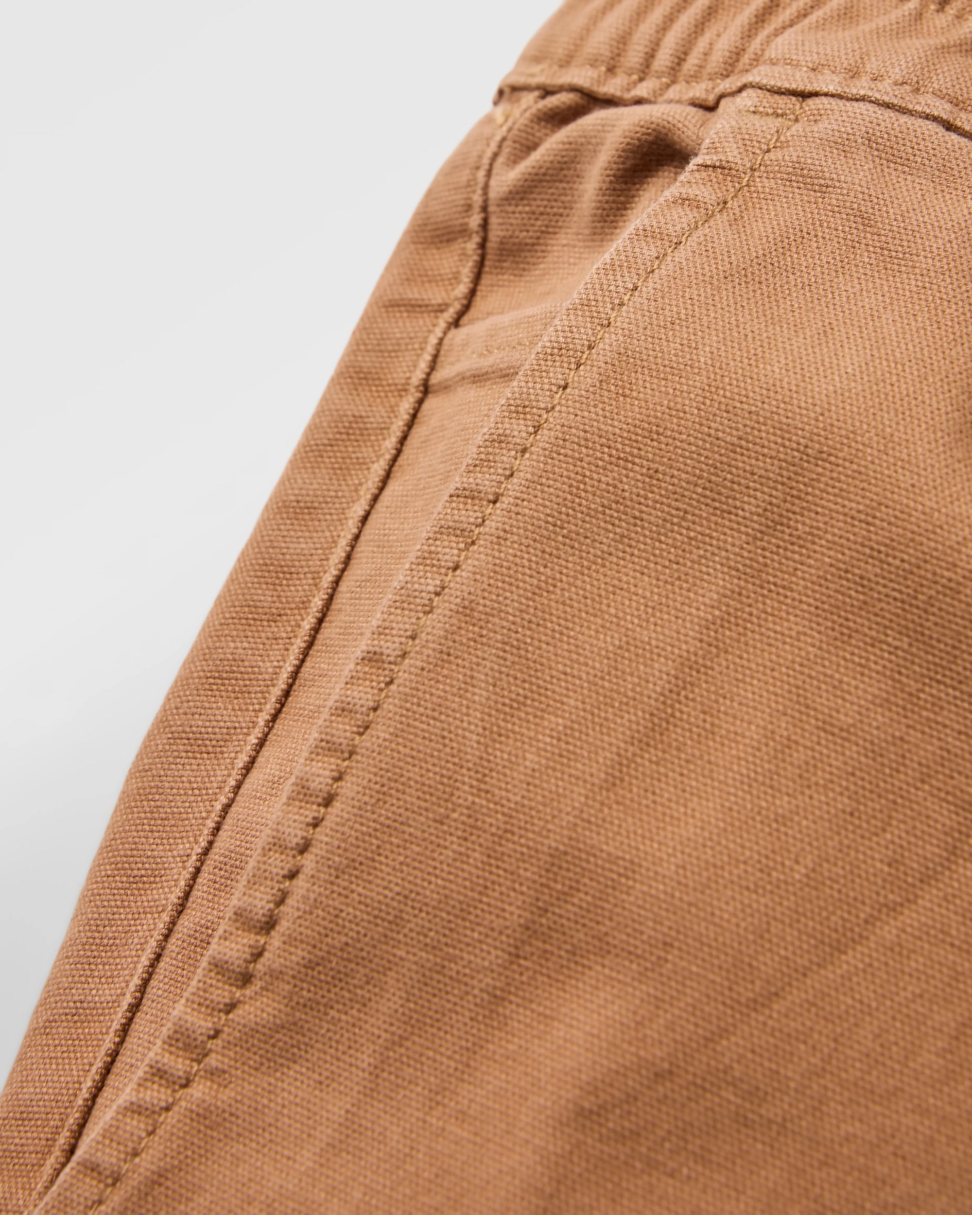 Horizon Comfort Chino - Toffee - Flatlay