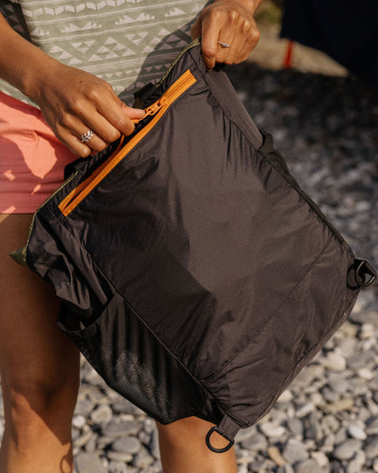 Stow Tote Backpack - True Black/ Khaki