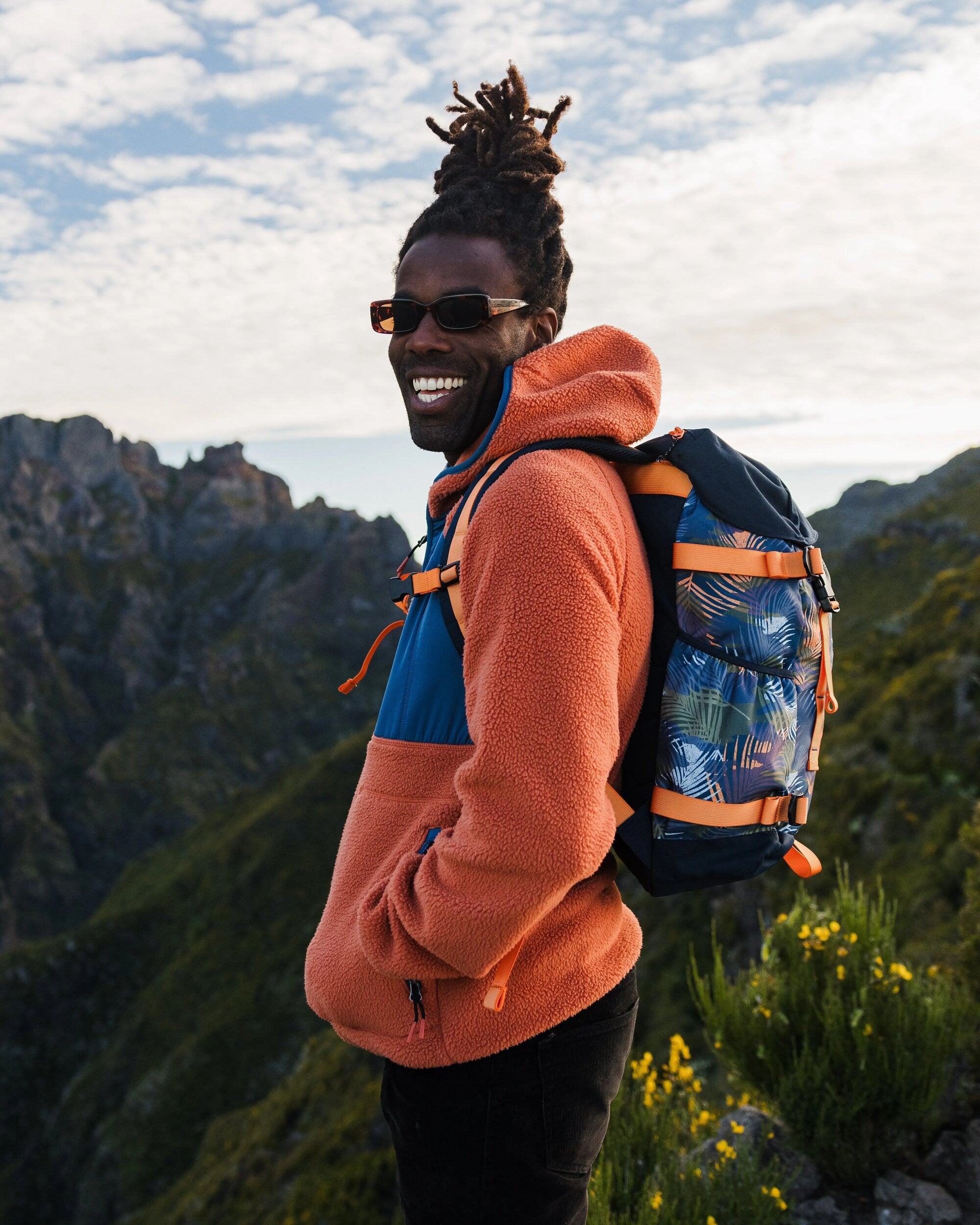 Ventura 1/2 Zip Recycled Sherpa Fleece - Baked Clay - Lifestyle