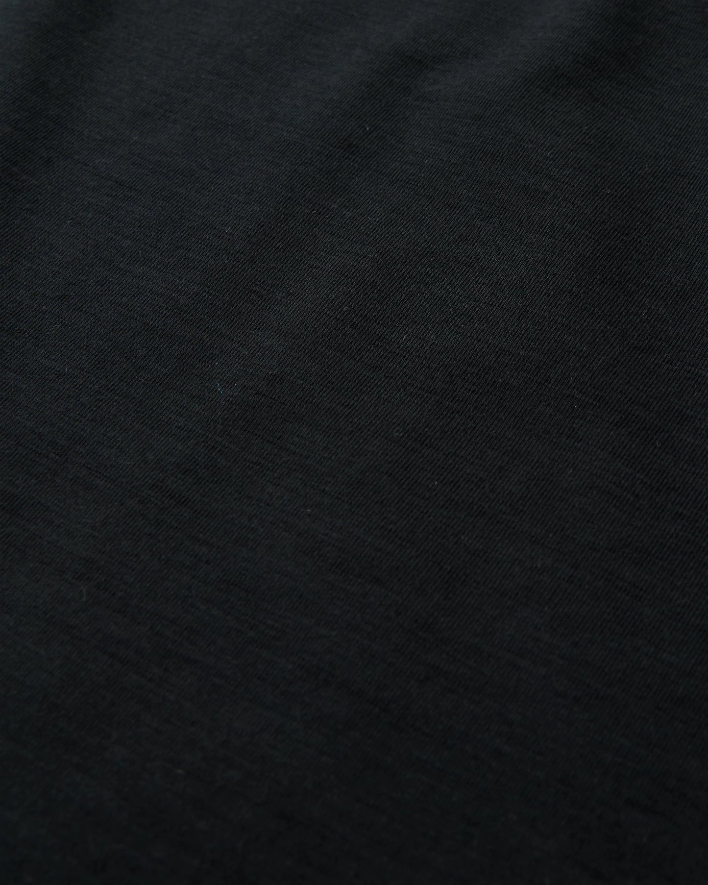 Chase The Light Active Vest - Black - Flatlay