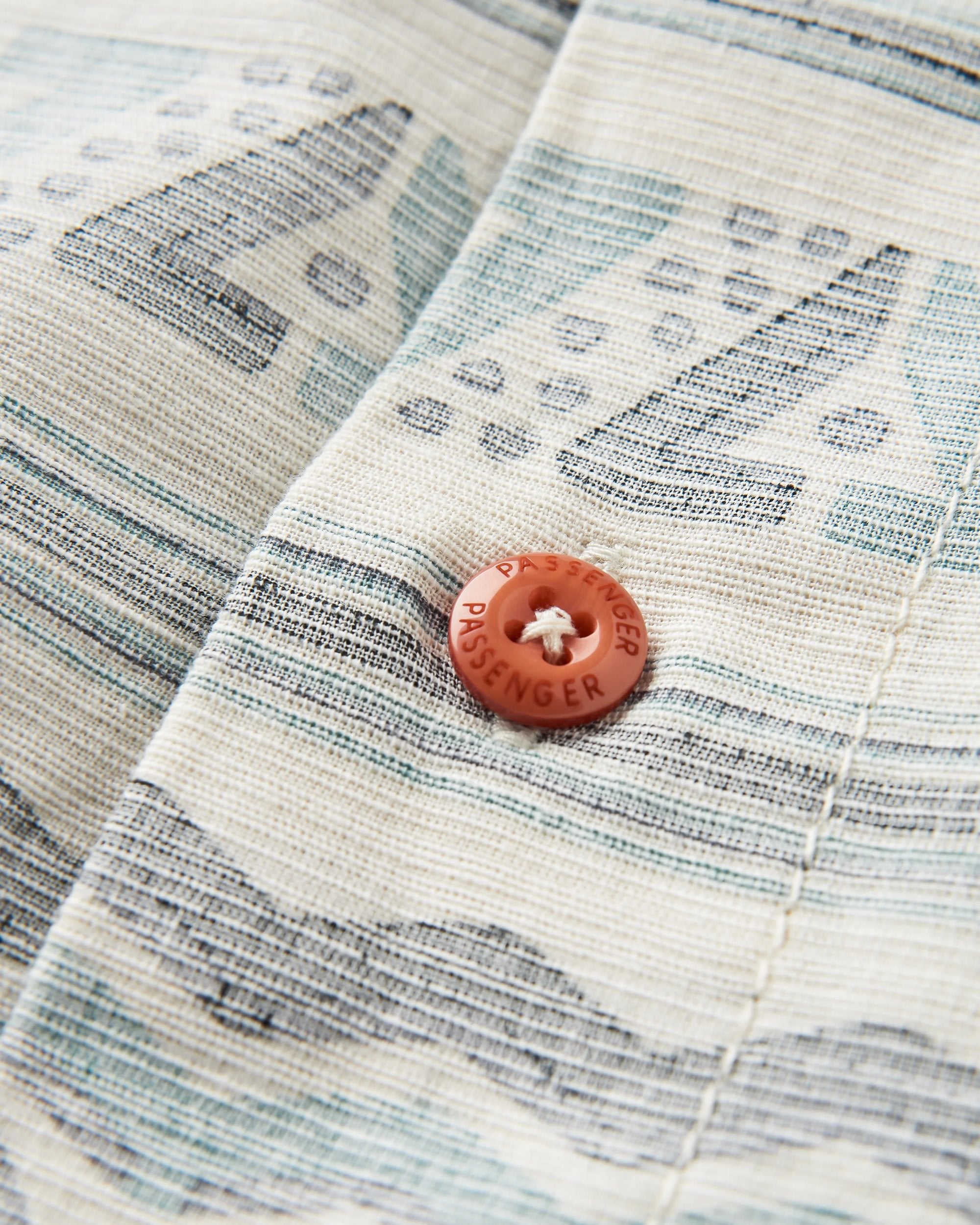 Amboro Organic Cotton Shirt - Mono Geo Birch  - Flatlay