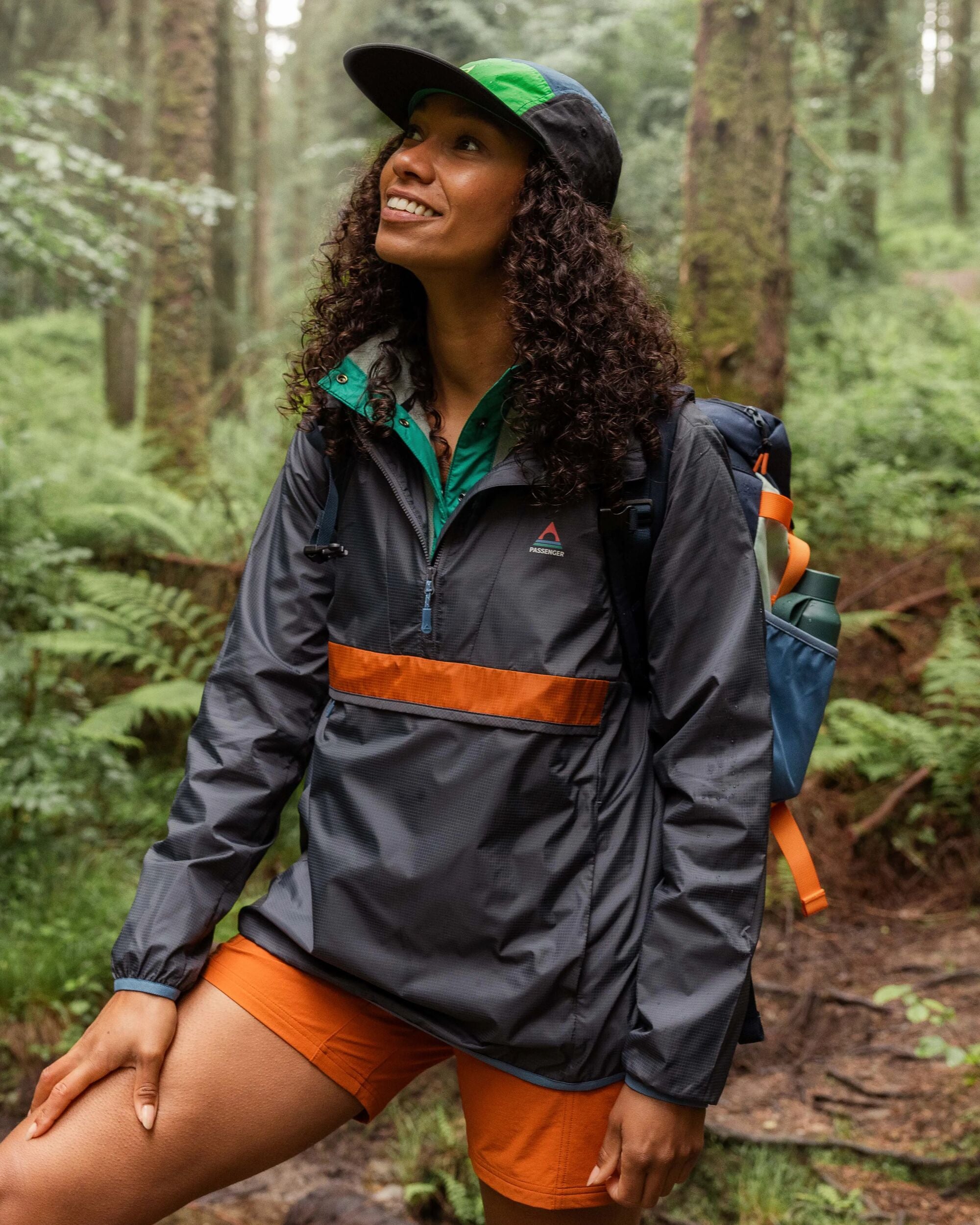 Viento Recycled Windshell Anorak - Charcoal - Lifestyle