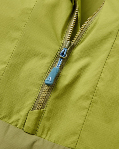 Gusto 2.0 Windshell Anorak - Tea Green - Flatlay