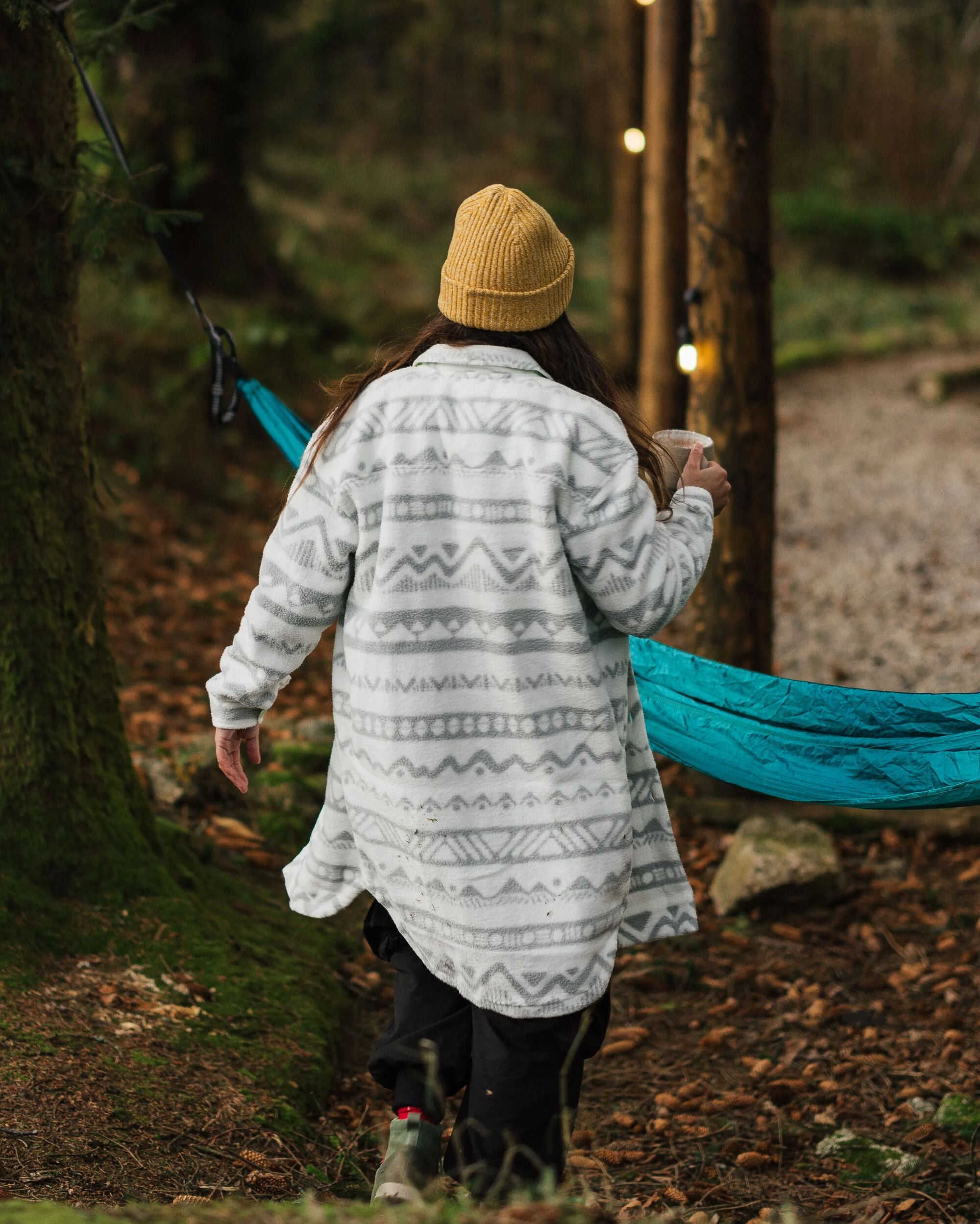 Cloudy Recycled Sherpa Fleece Shirt - Mountain Geo Vintage White - Lifestyle
