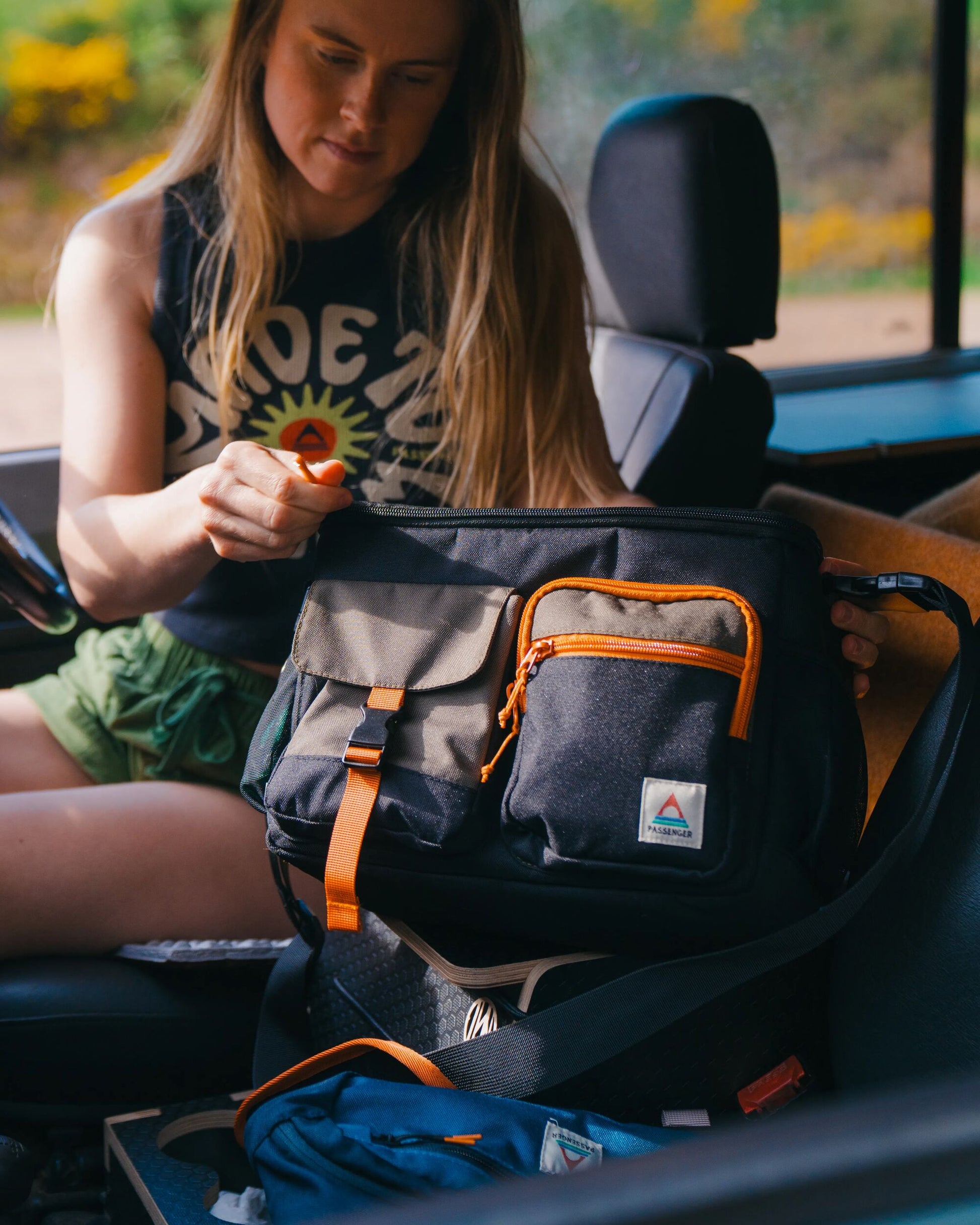 Womens_Boondocker Recycled Camera Bag - True Black/ Khaki - Lifestyle