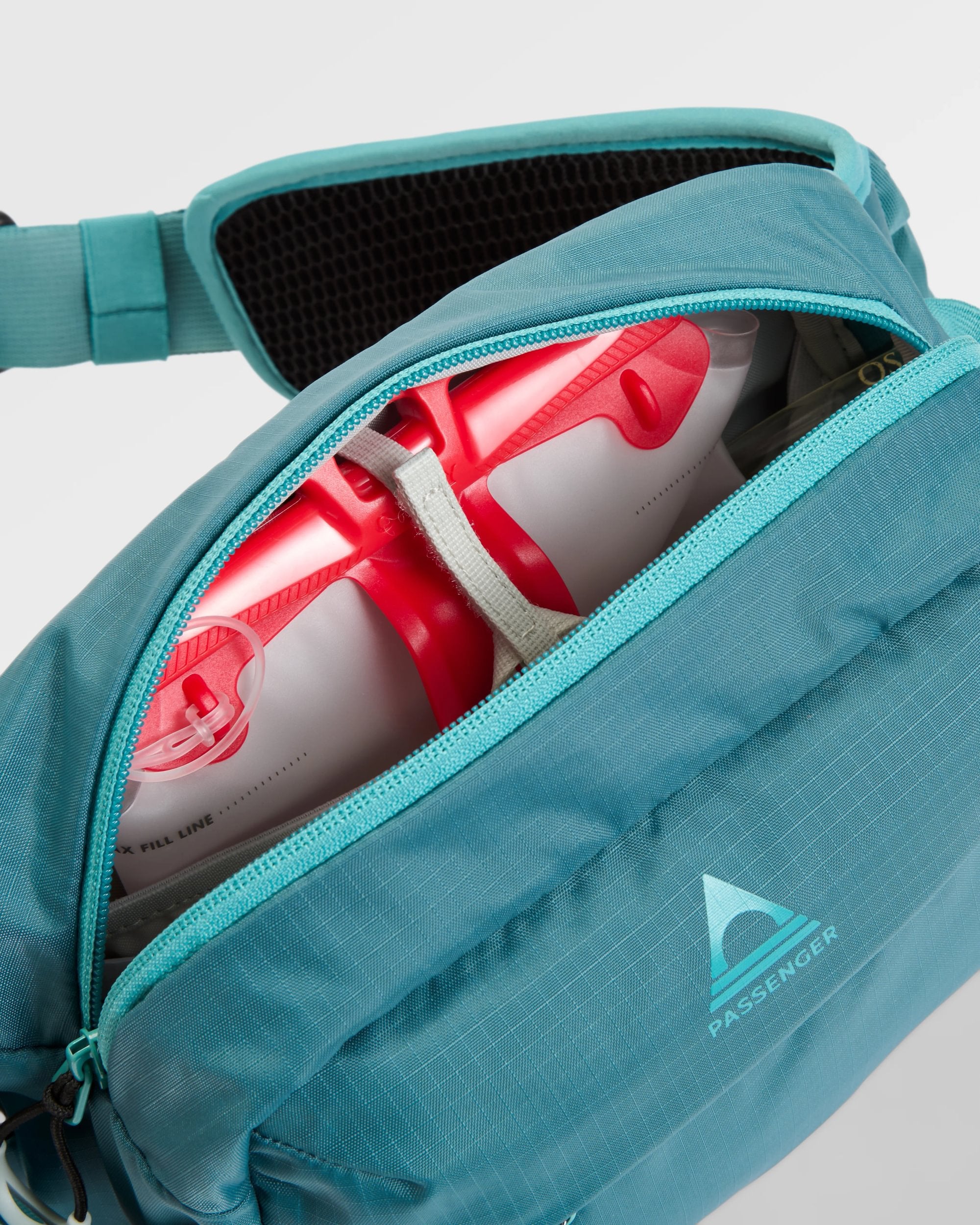 Ridescape 6 Hip Pack - Mediterranean - Flatlay